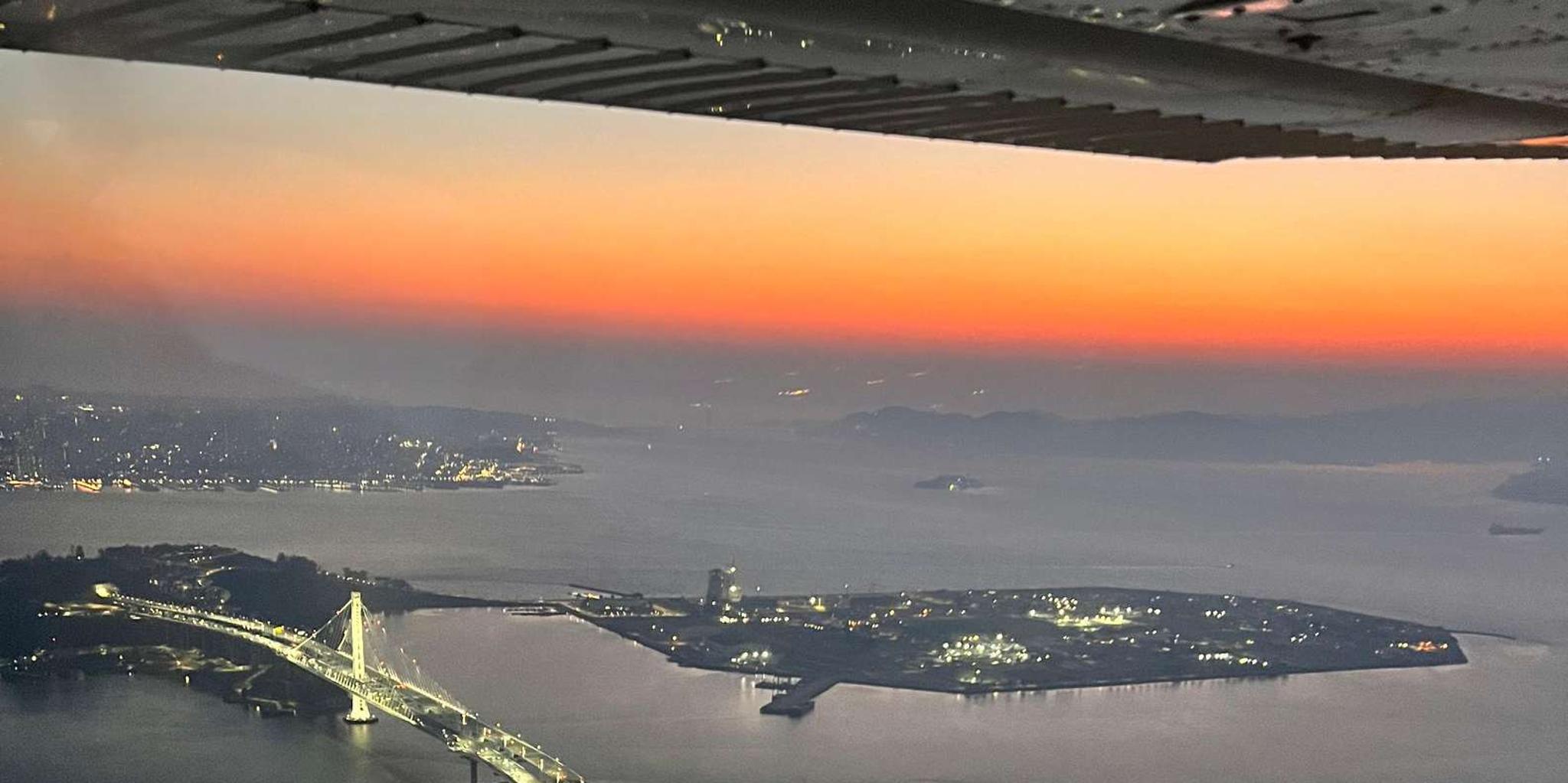 San Francisco Airplane Night Bay Tour - Image 3