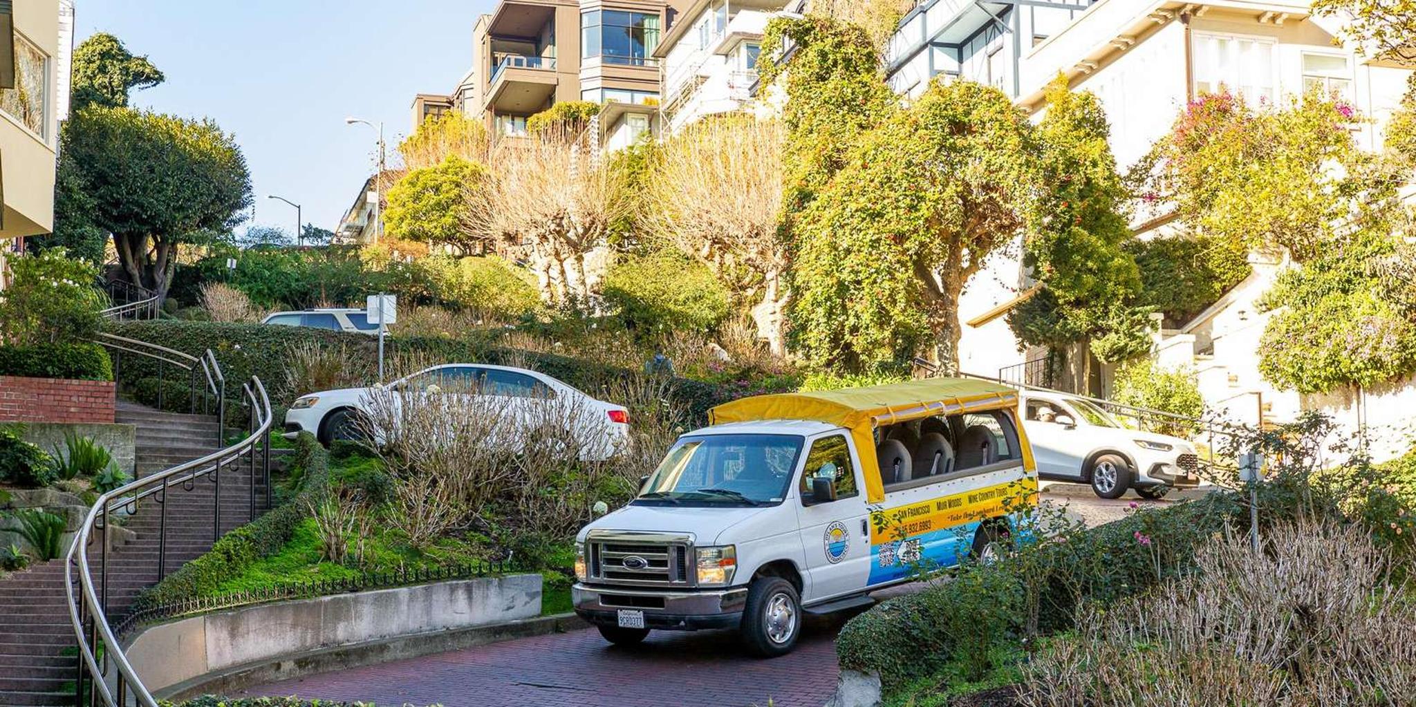 San Francisco Lombard Street and Coit Tower Tour - Image 2