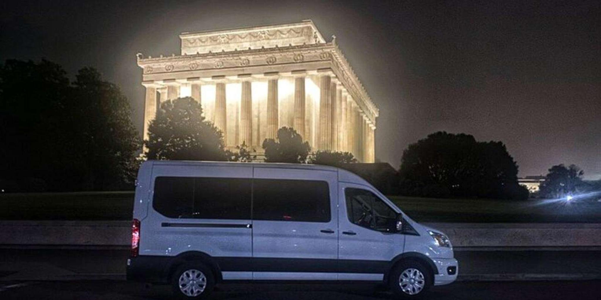 Washington, D.C. Memorial Tour 3 hr