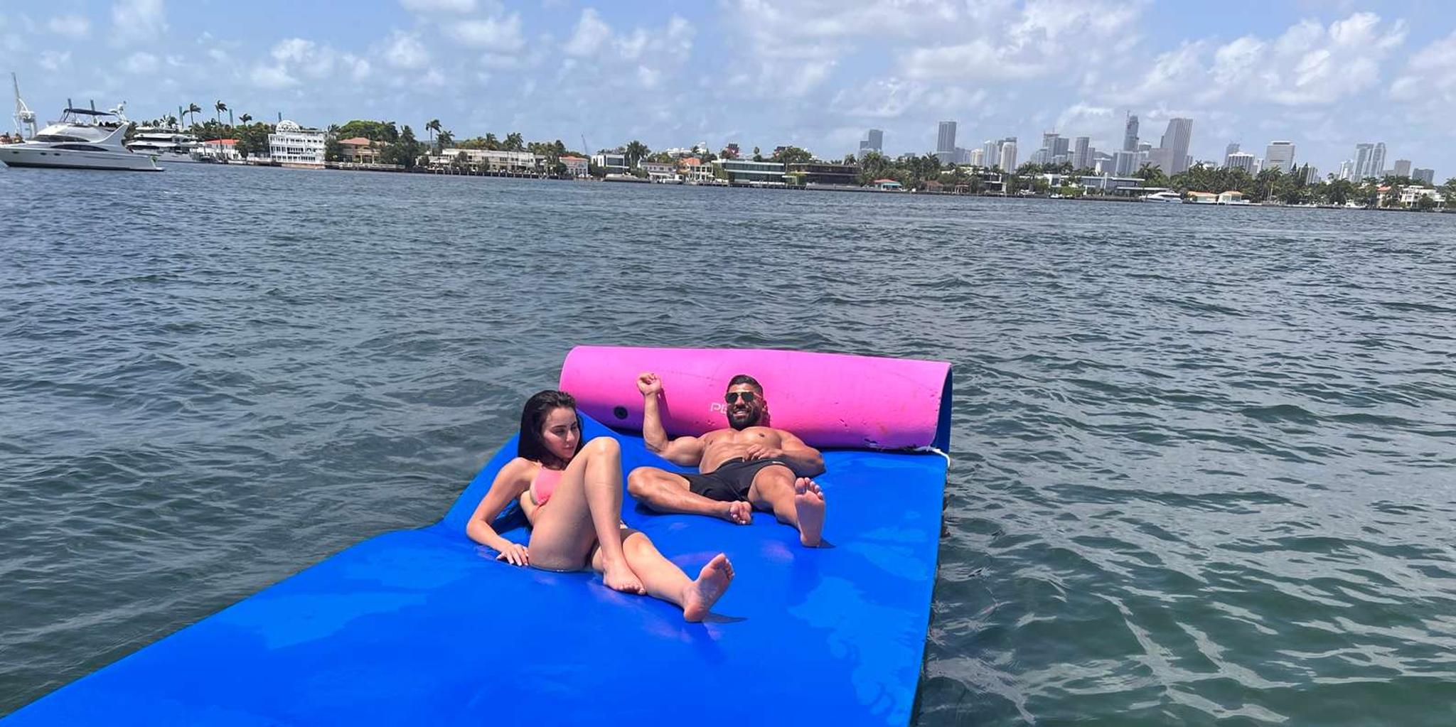 Miami Private Yacht Rental - Image 6