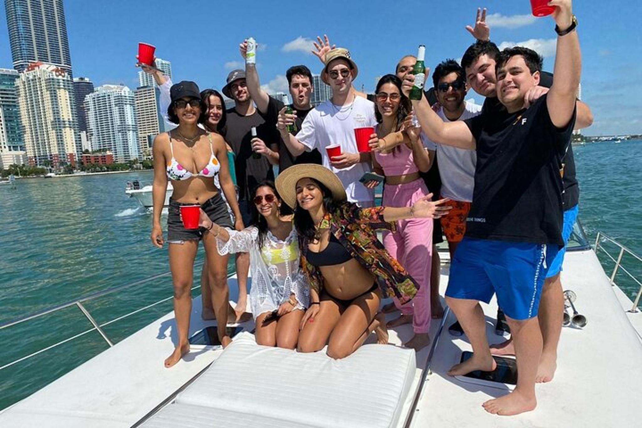 Miami Yacht Rental with Captain 4 hr - Image 6
