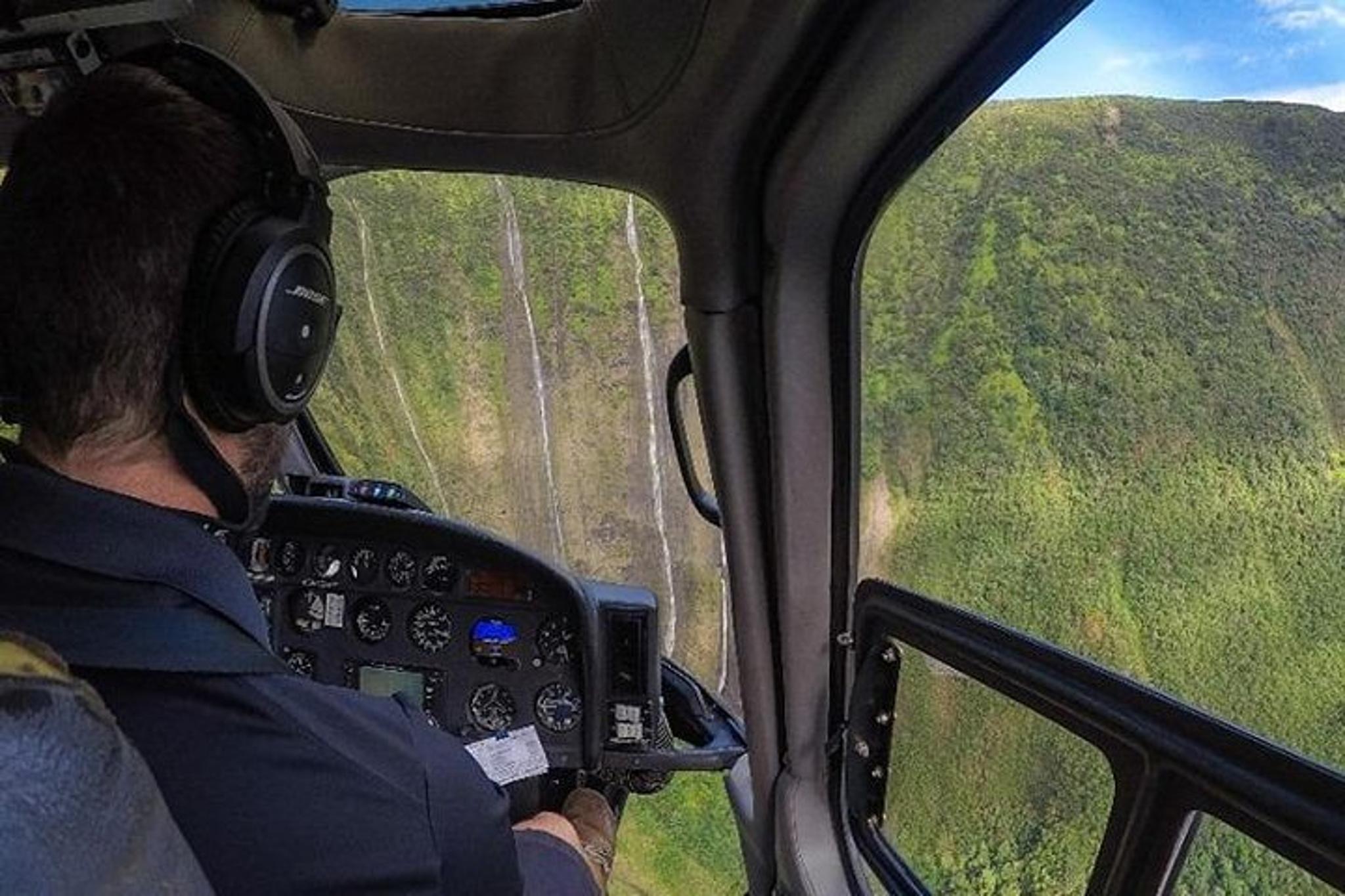 Kailua-Kona Waterfall Helicopter Tour 75 min - Image 2