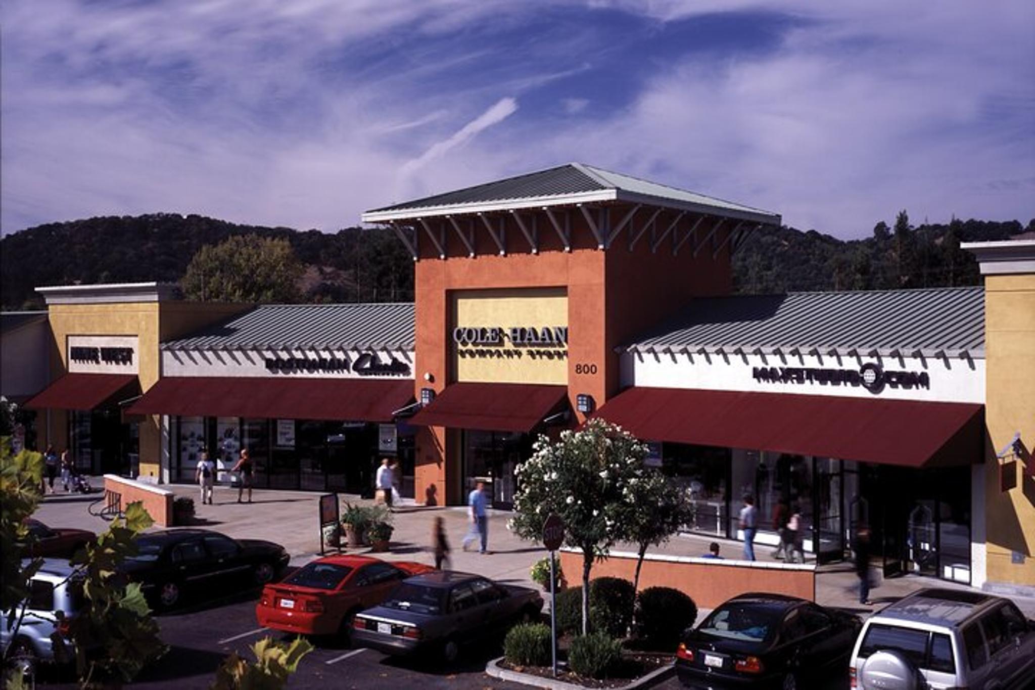 San Francisco Shopping Tour to Napa Outlets - Image 5
