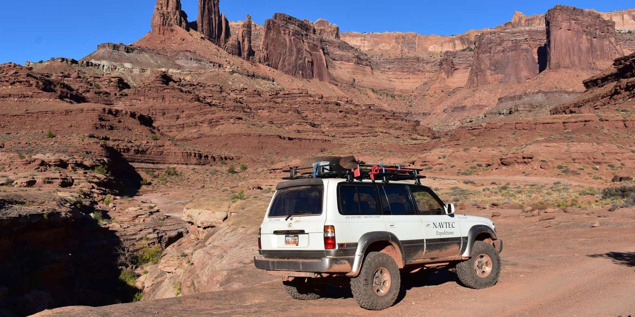 Moab Canyonlands National Park 4x4 White Rim Tour - Image 2