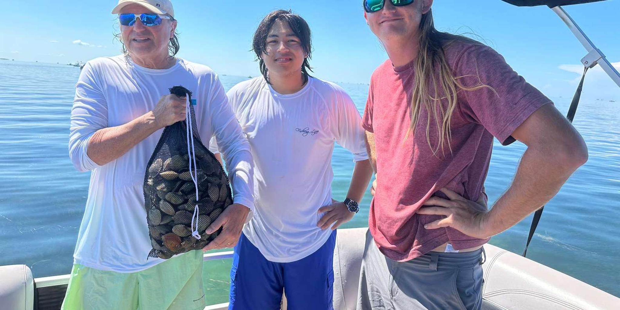 Crystal River Scalloping Tour - Image 6