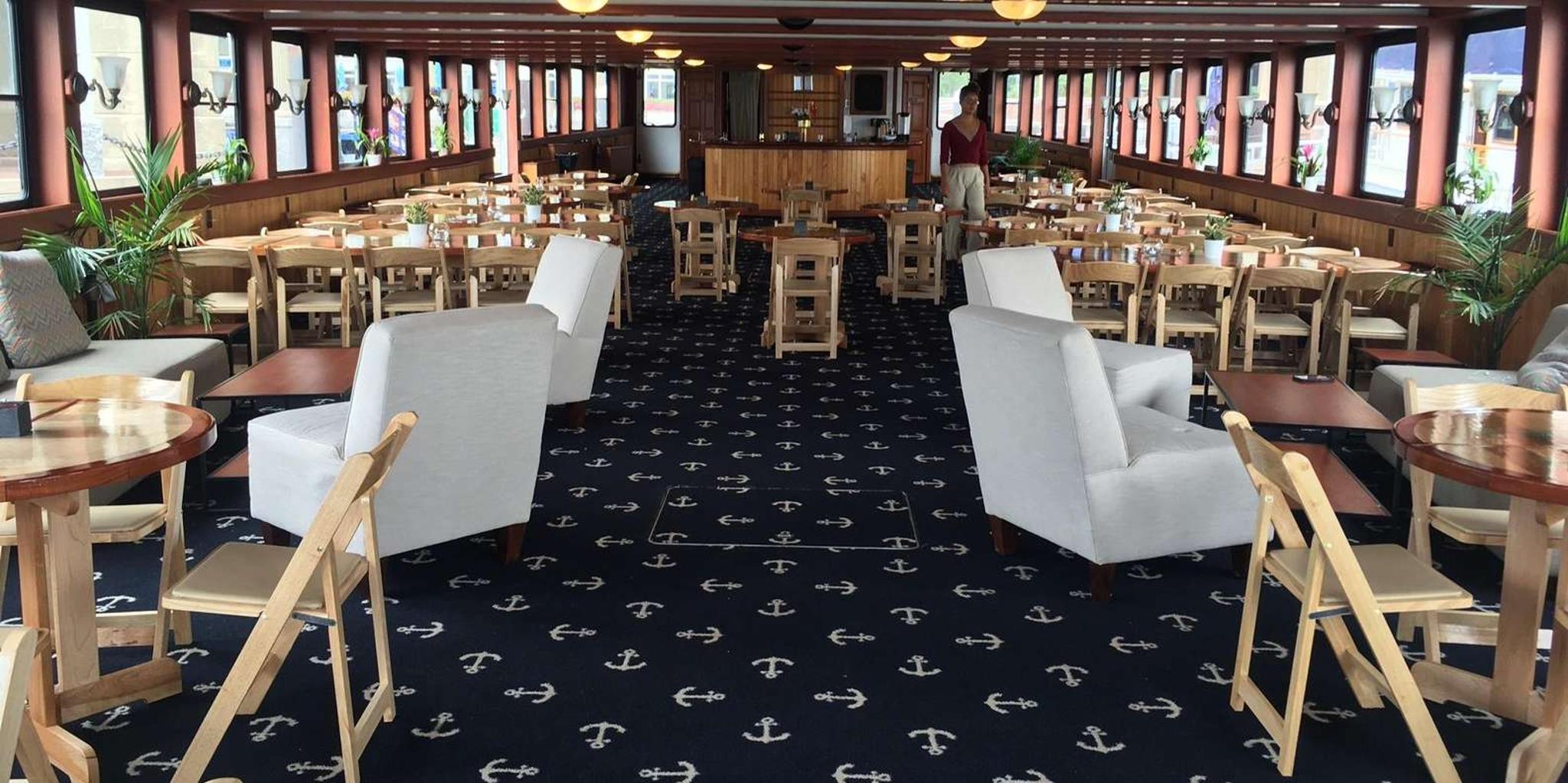 Boston Harbor Fall Lunch Cruise - Image 4