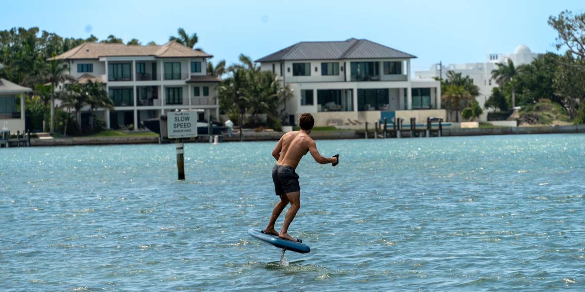 Sarasota E-Foil Lesson - Image 4