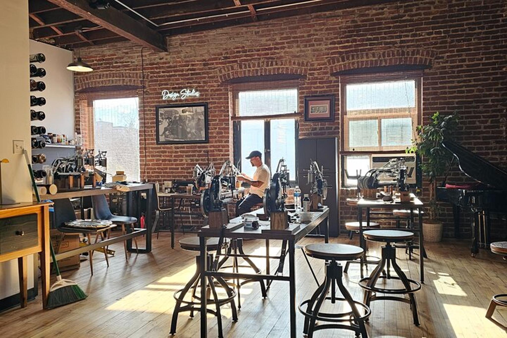 Washington D.C. Leather Handbag Class - Image 5