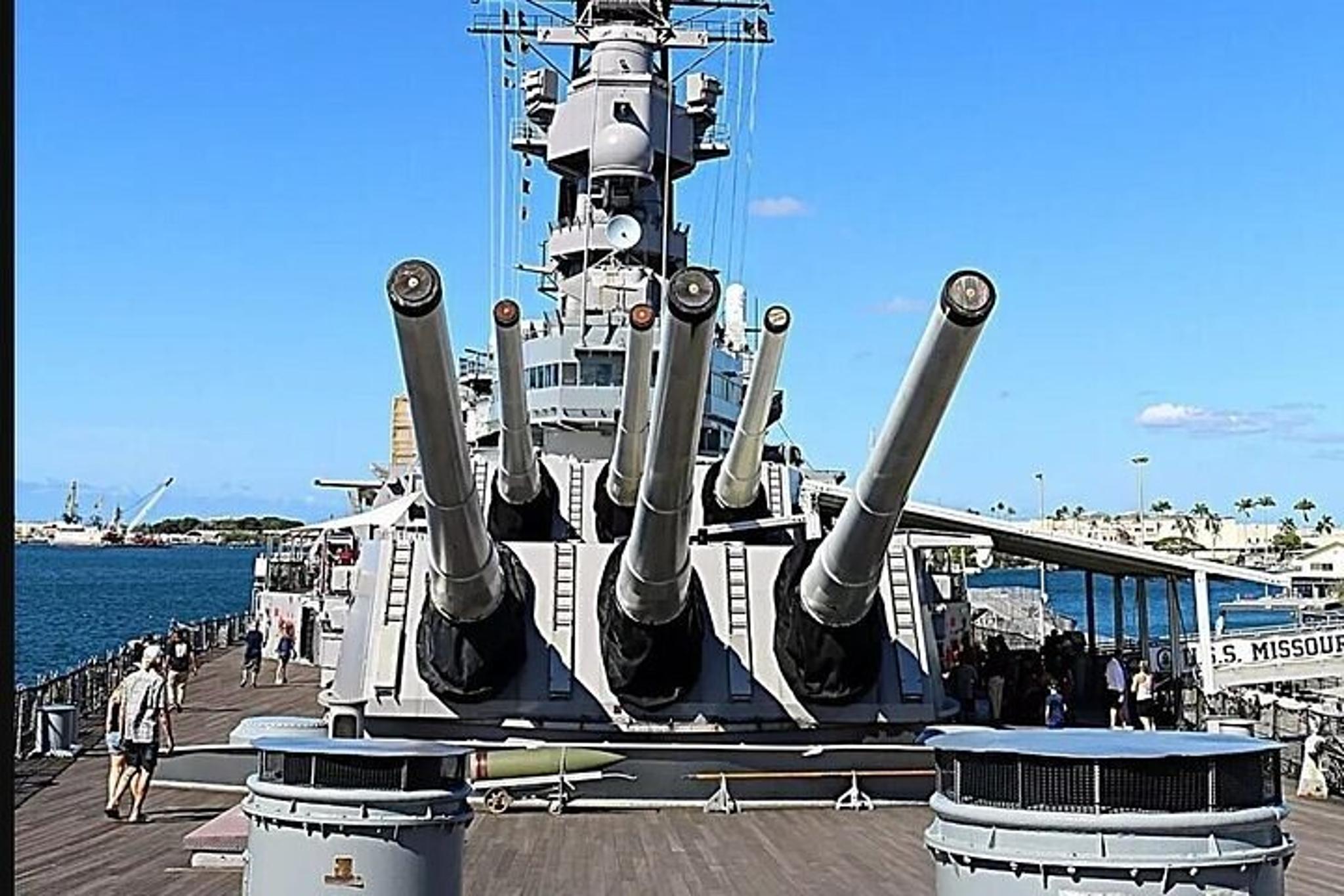 Honolulu Pearl Harbor Tour with USS Arizona and Missouri - Image 2