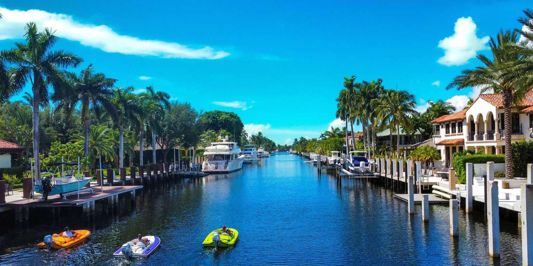 Fort Lauderdale Mini-Powerboat Rental - Image 4