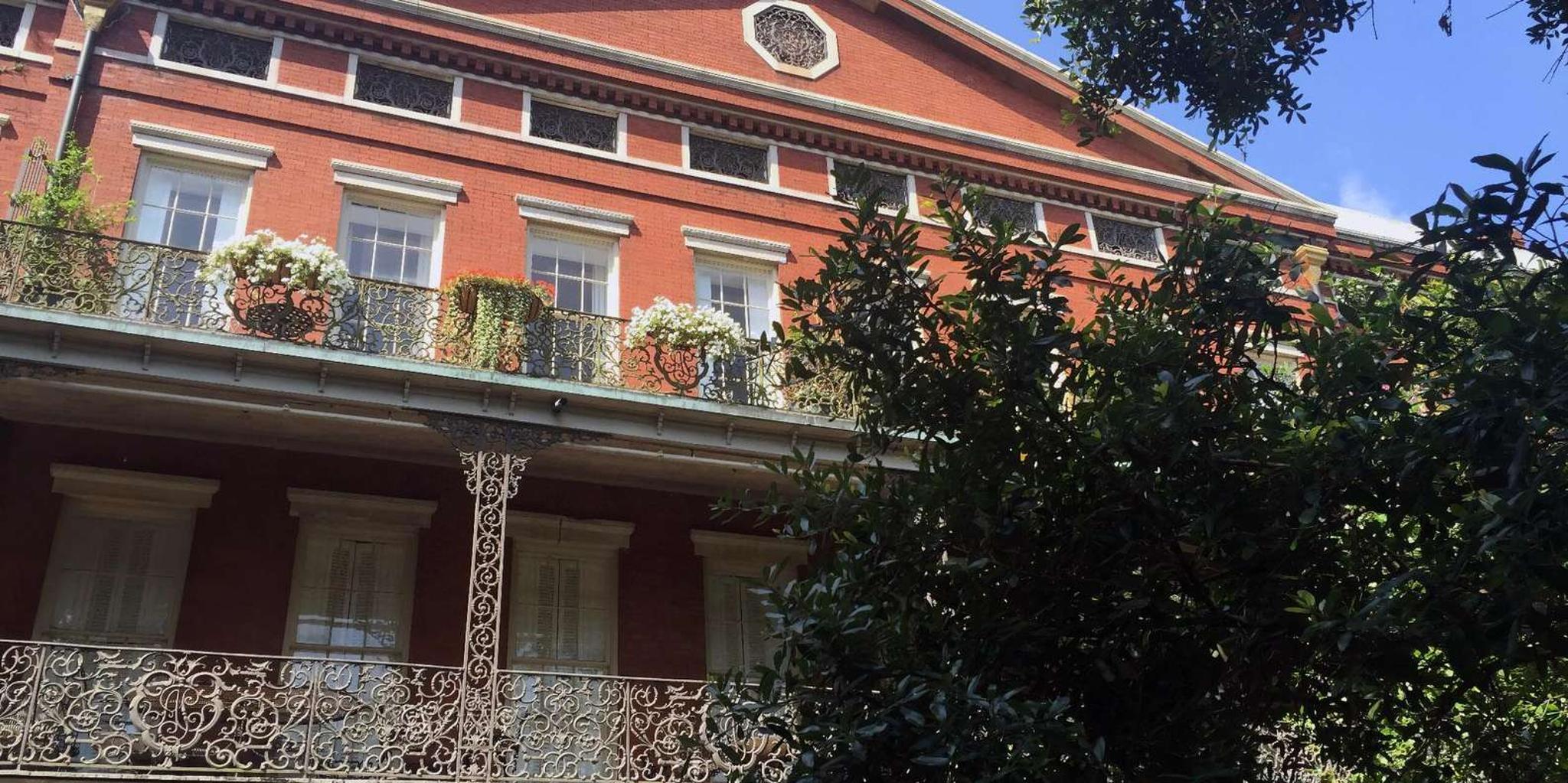 New Orleans French Quarter Architecture Tour - Image 3