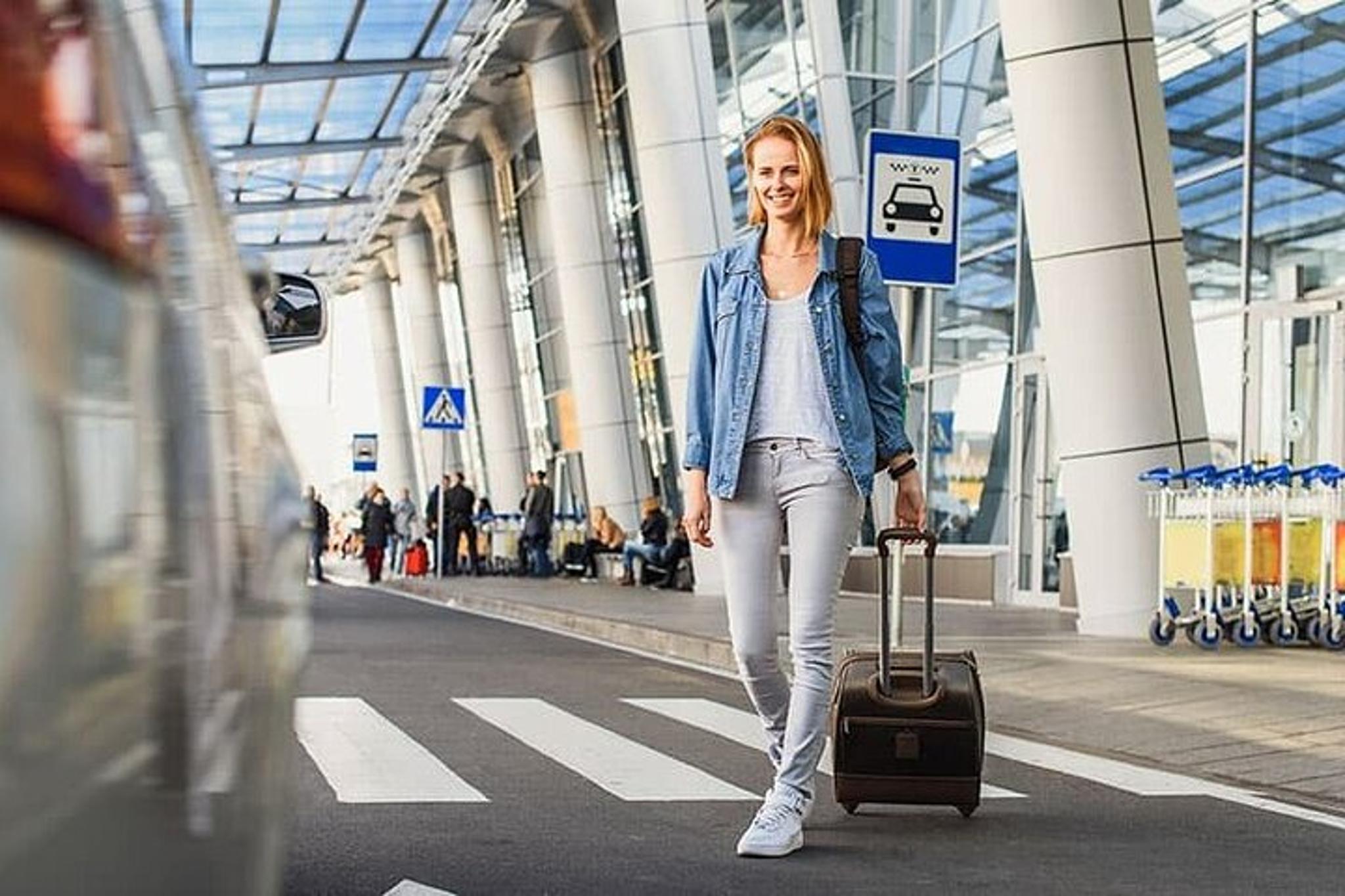 St. Petersburg Airport Transportation Service - Image 2