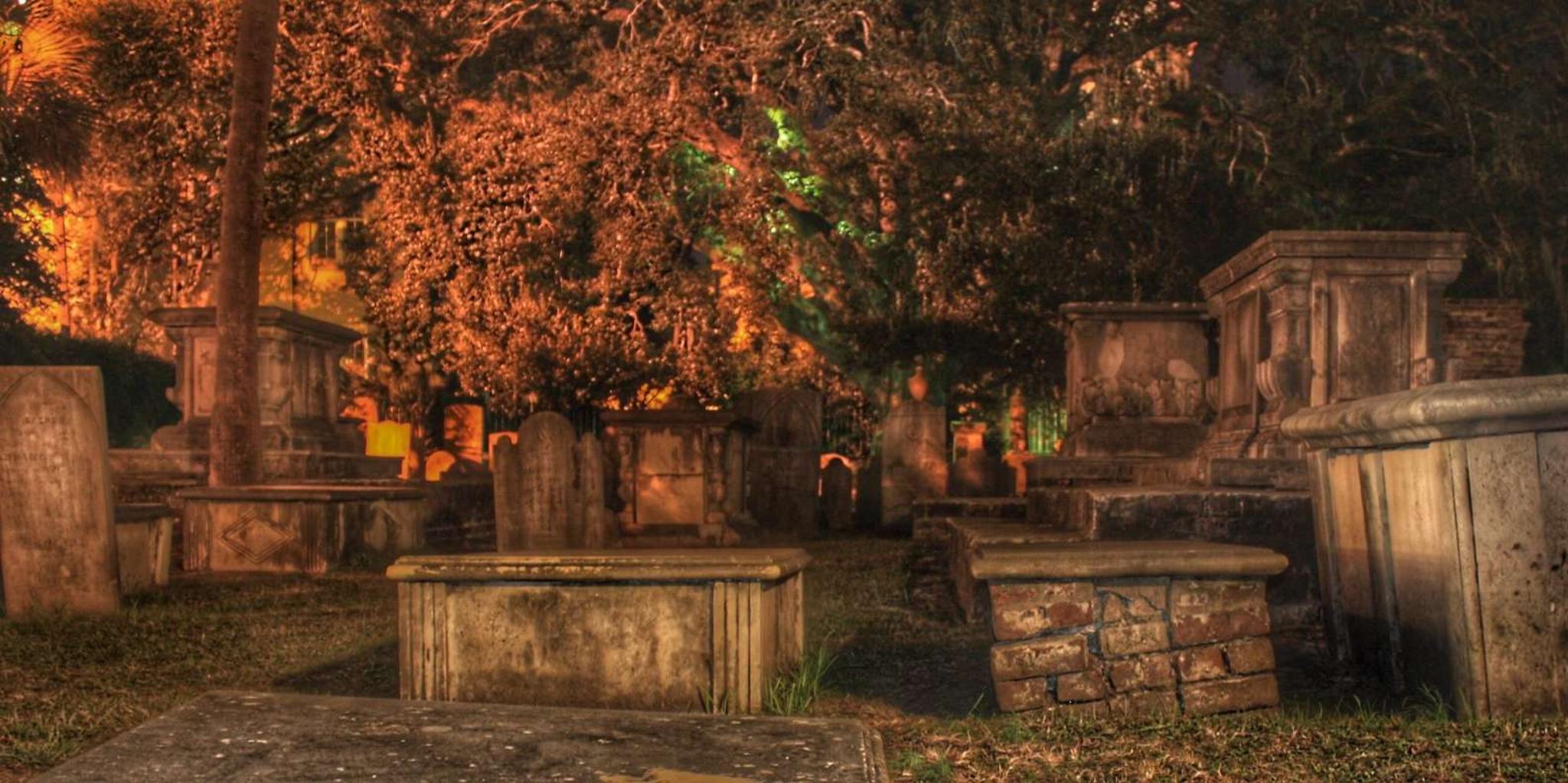 Charleston Ghost & Graveyard Walking Tour - Image 2