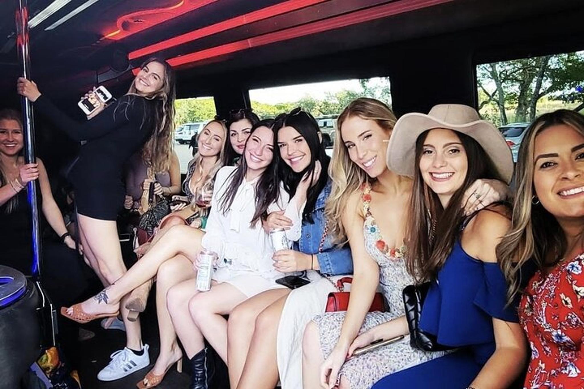 Austin Wine Tour in Limousine - Image 1