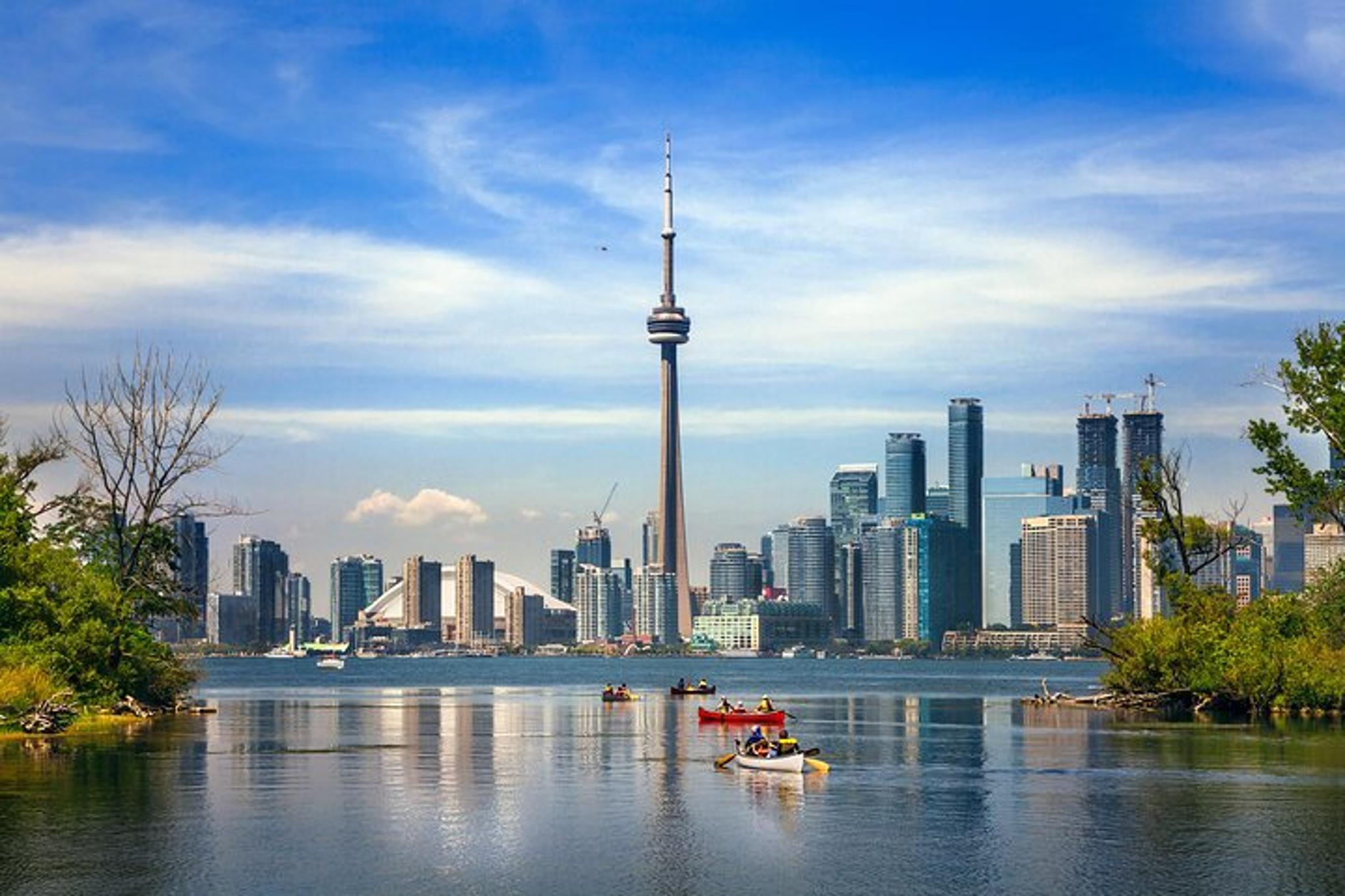 New York to Niagara Falls and Eastern Canada 5-Day Tour - Image 3