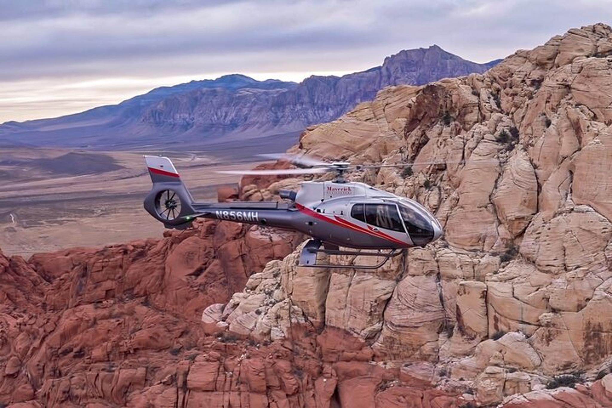 Las Vegas Red Rock Canyon Helicopter Tour with Landing - Image 2