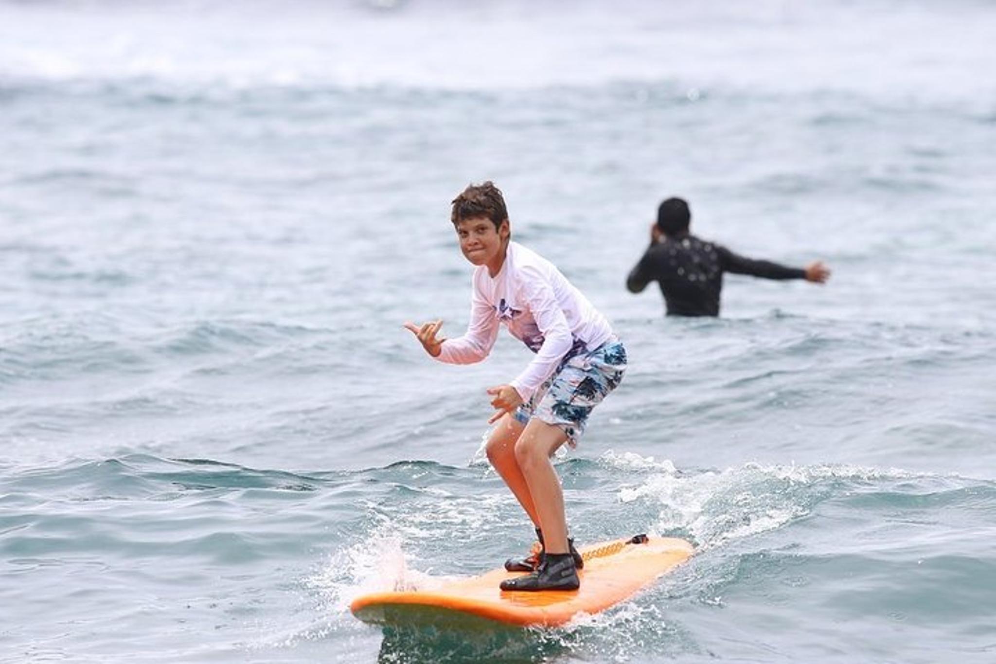 Kona Surf Experience at Kahaluu Beach Park 90 min - Image 4