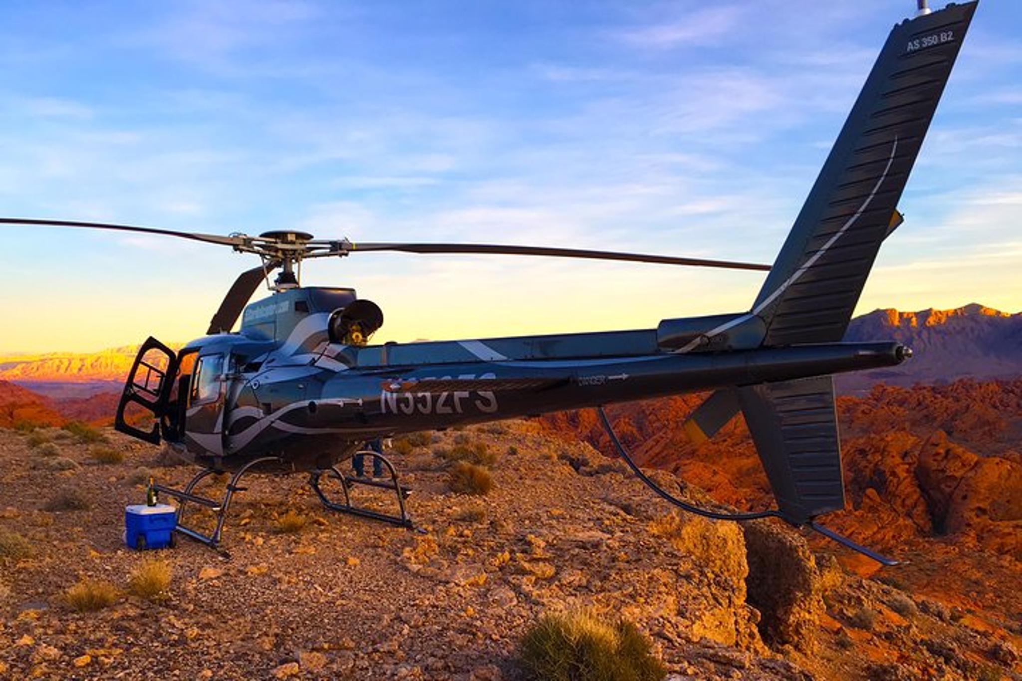 Las Vegas Helicopter Tour with Sunset Valley of Fire Landing - Image 6