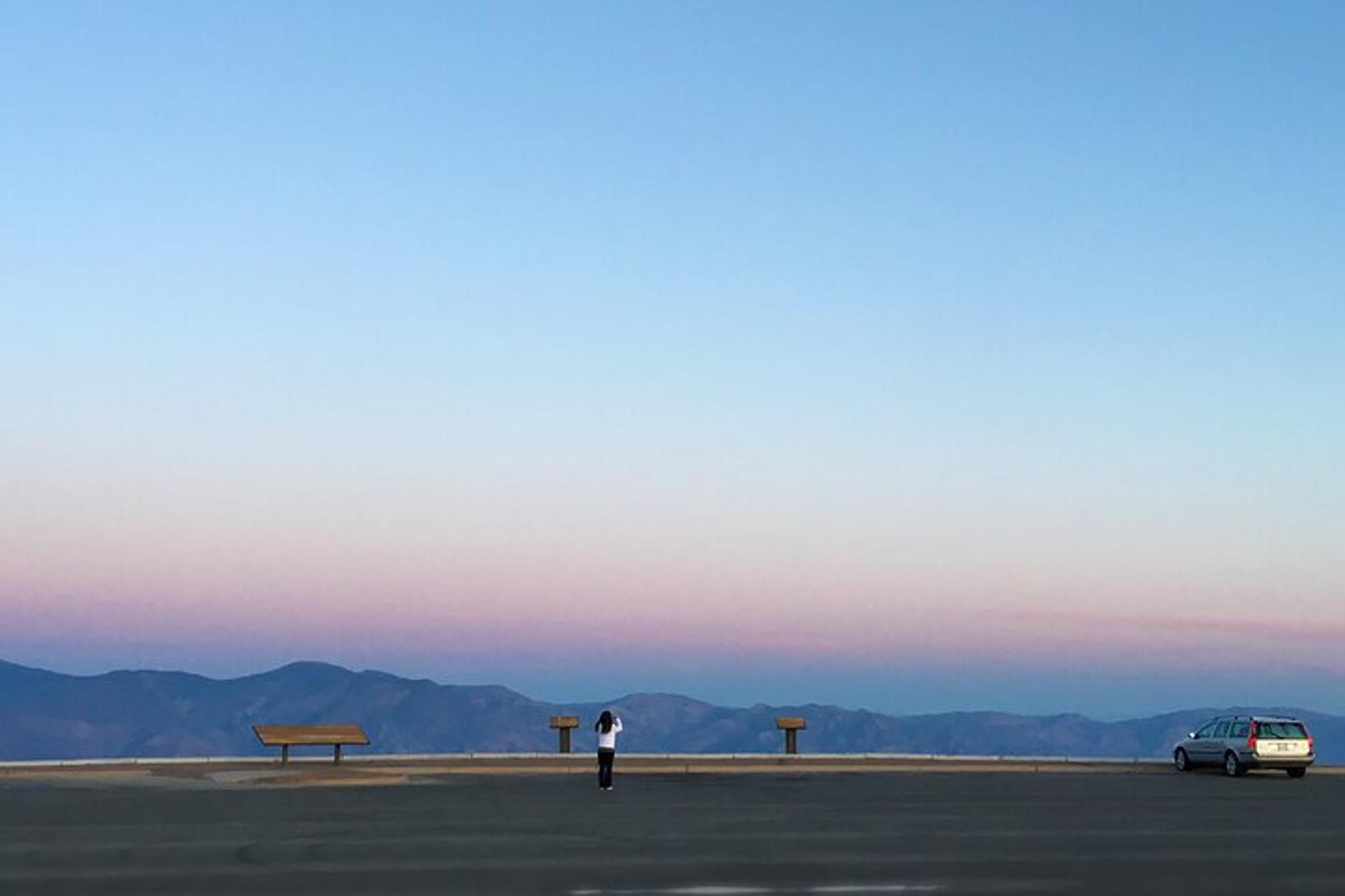 Death Valley Sunrise and Stargazing Tour - Image 2