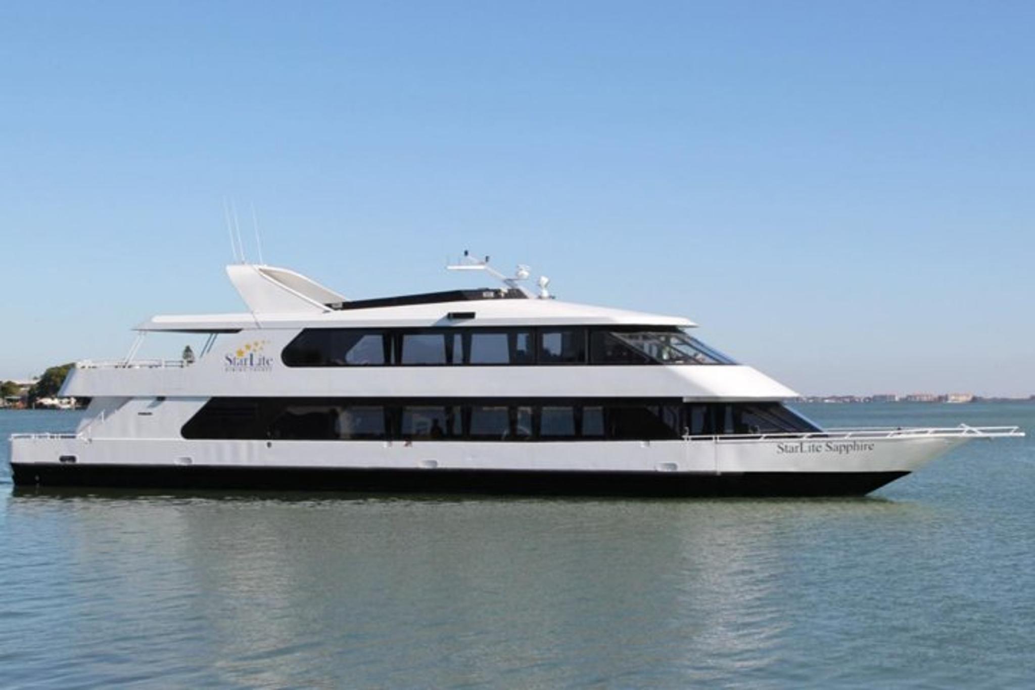 St. Petersburg Yacht Sightseeing Cruise