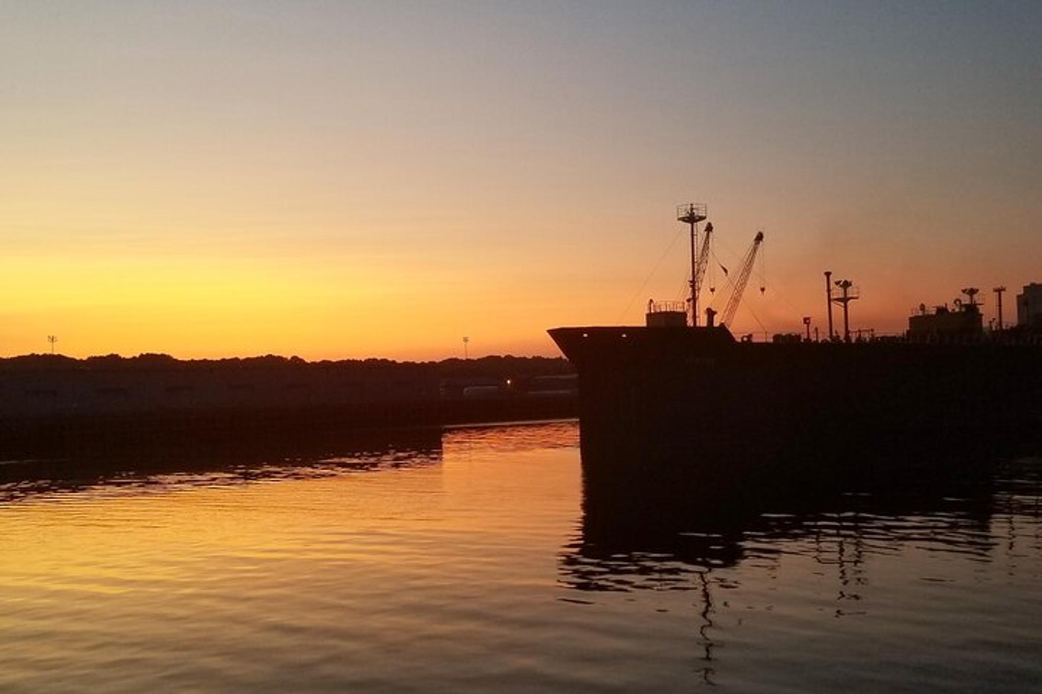 Albany Narrated Twilight Cruise 90 min