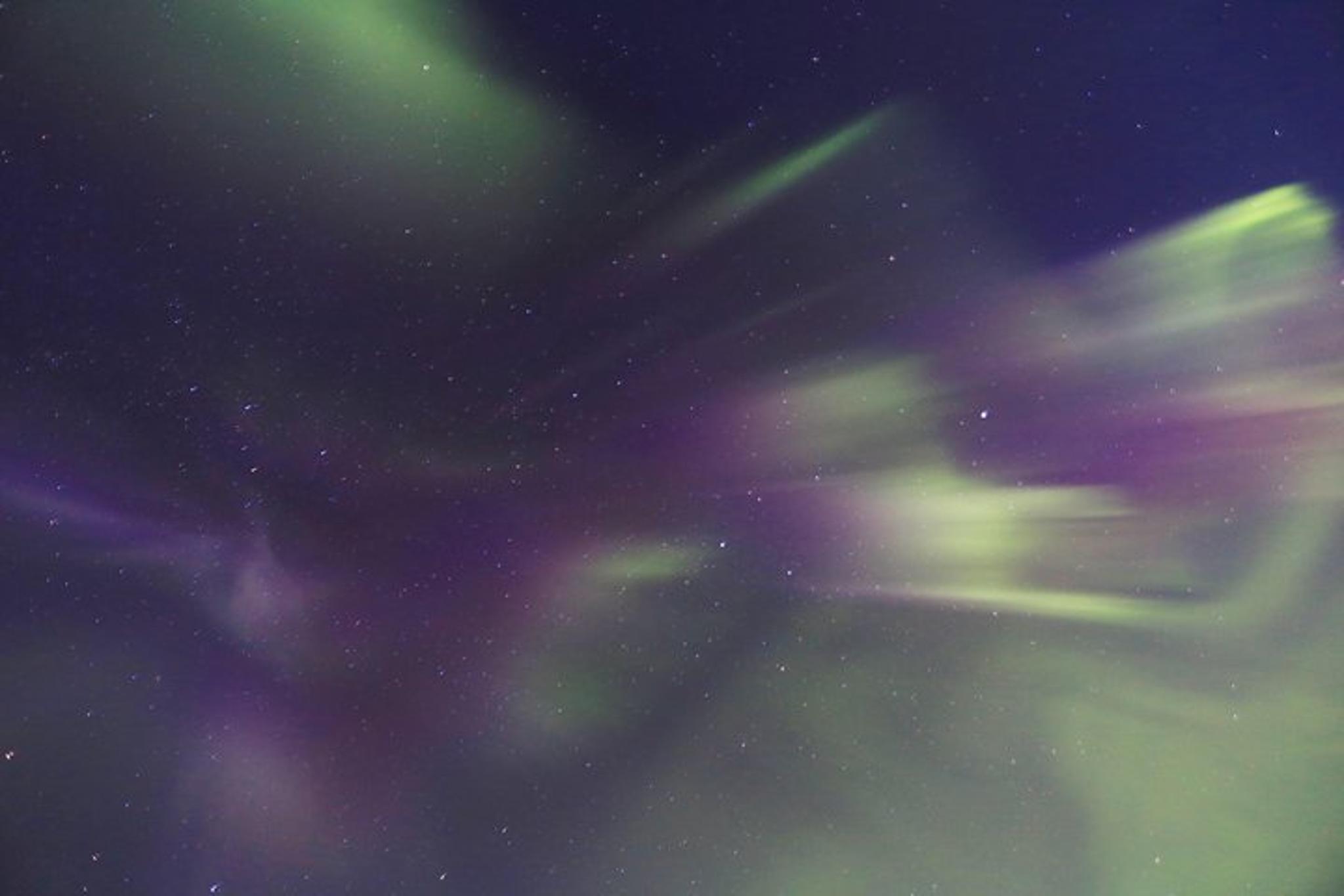 Fairbanks Aurora Ice Fishing Tour - Image 4