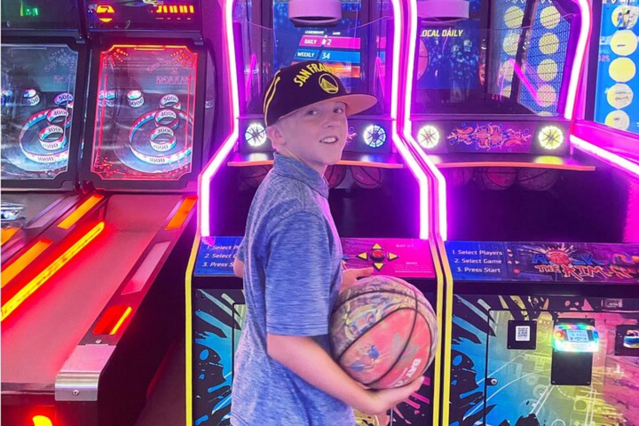 Reno Arcade Experience with Bonus Play - Image 4