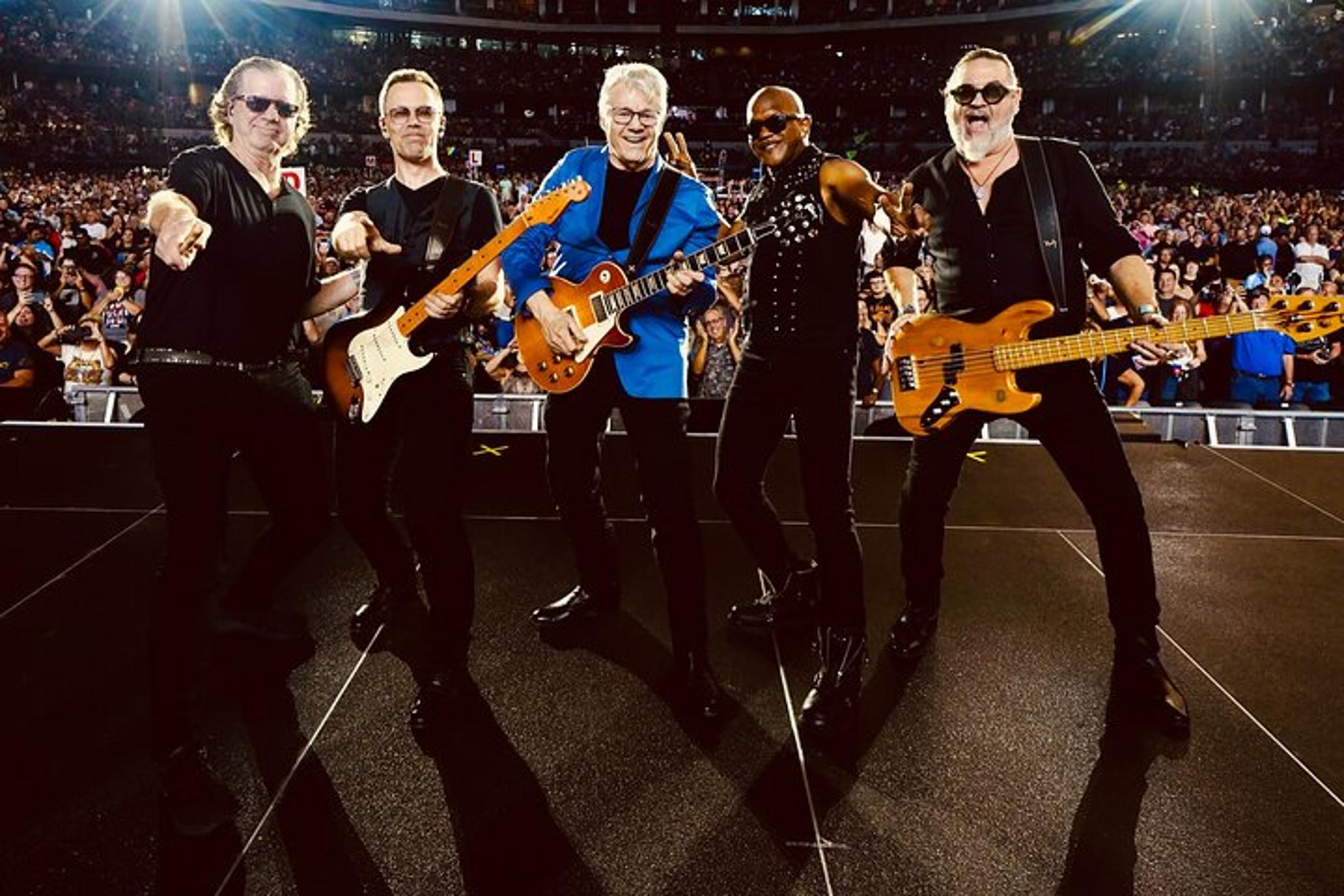 Las Vegas Steve Miller Band Concert - Image 2