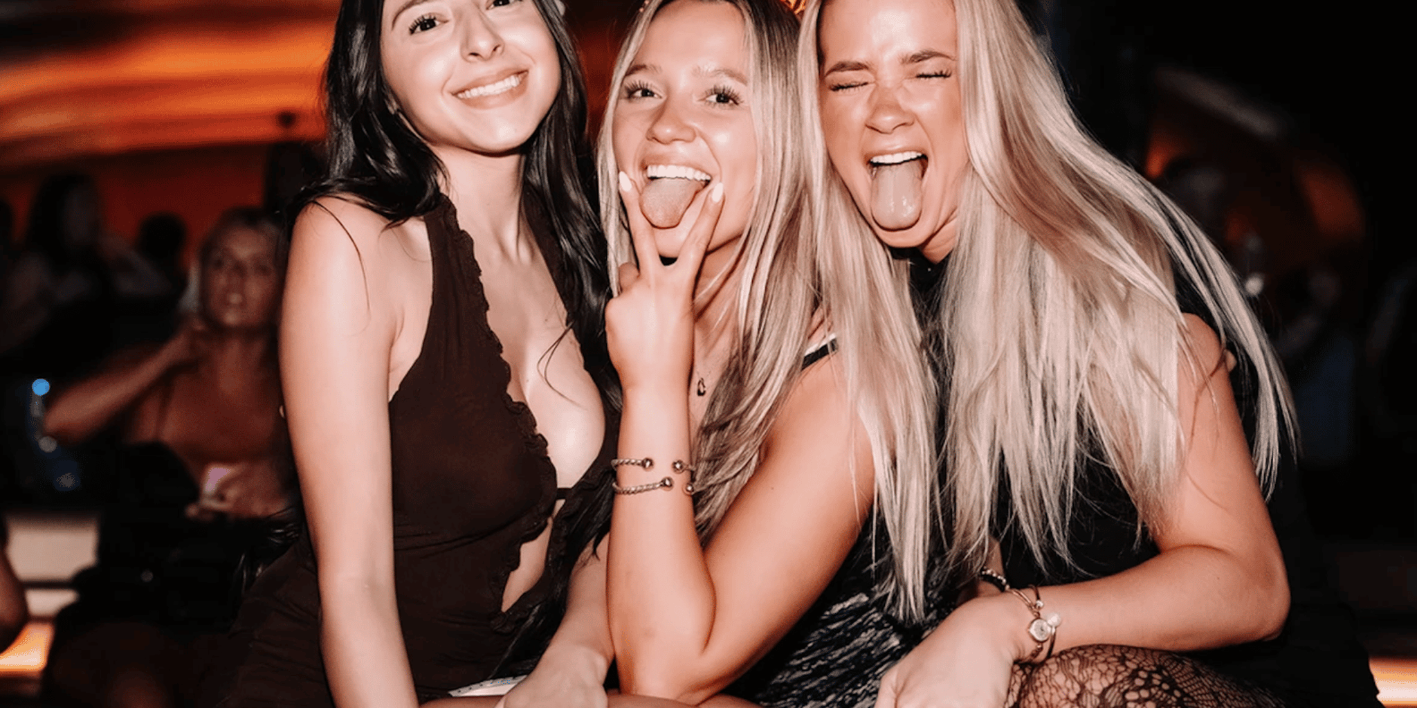 Las Vegas Club Crawl with Party Bus - Image 5