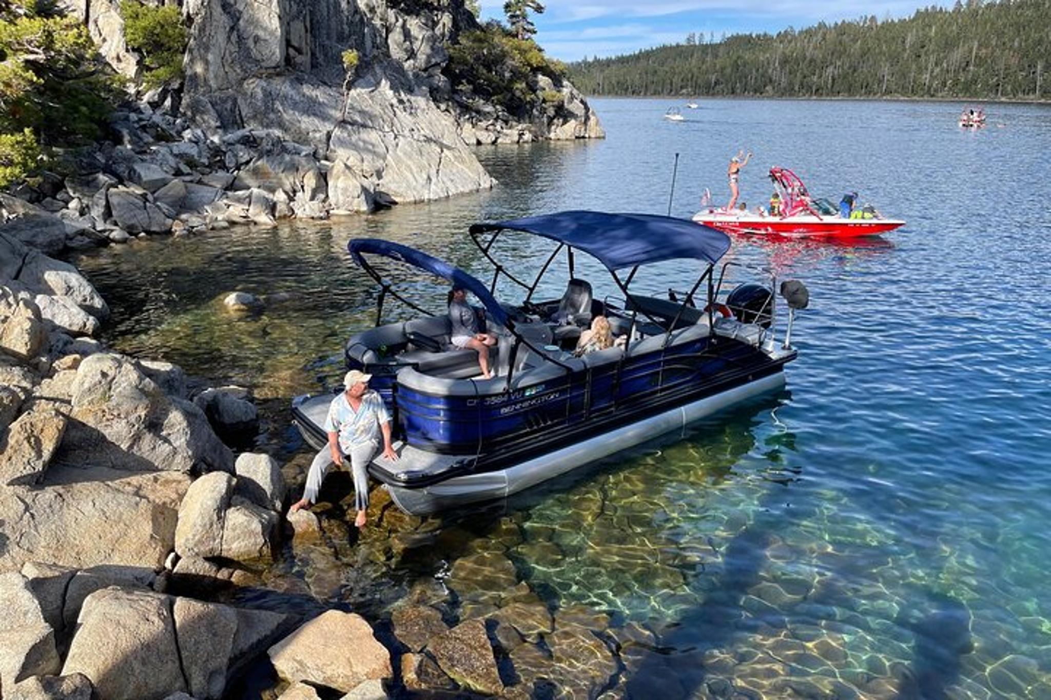 Lake Tahoe Pontoon Boat Rental 4 hr - Image 1