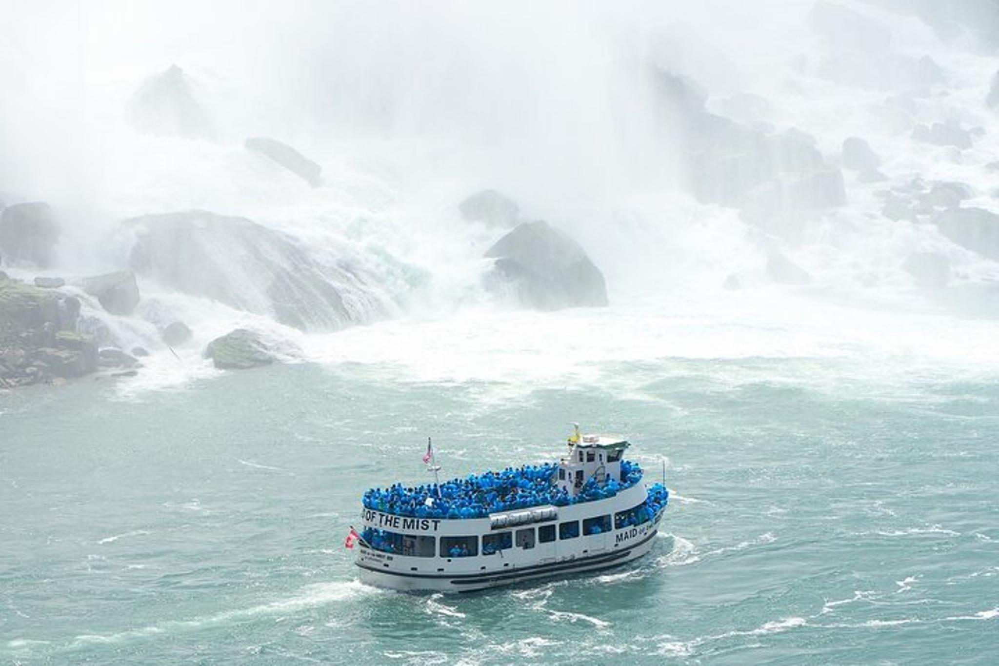 Niagara Falls Tour from New York by Air - Image 2