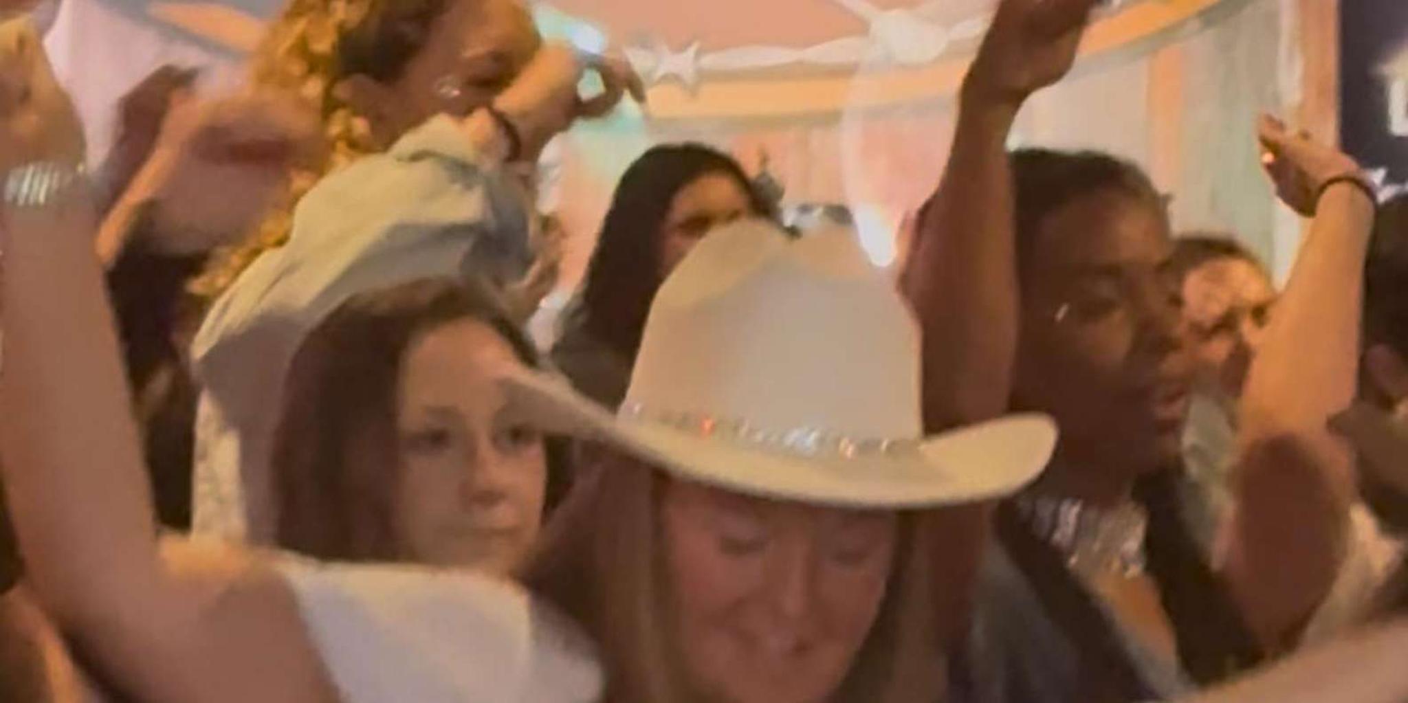 Nashville Line Dancing Class with Keepsake Video - Image 5