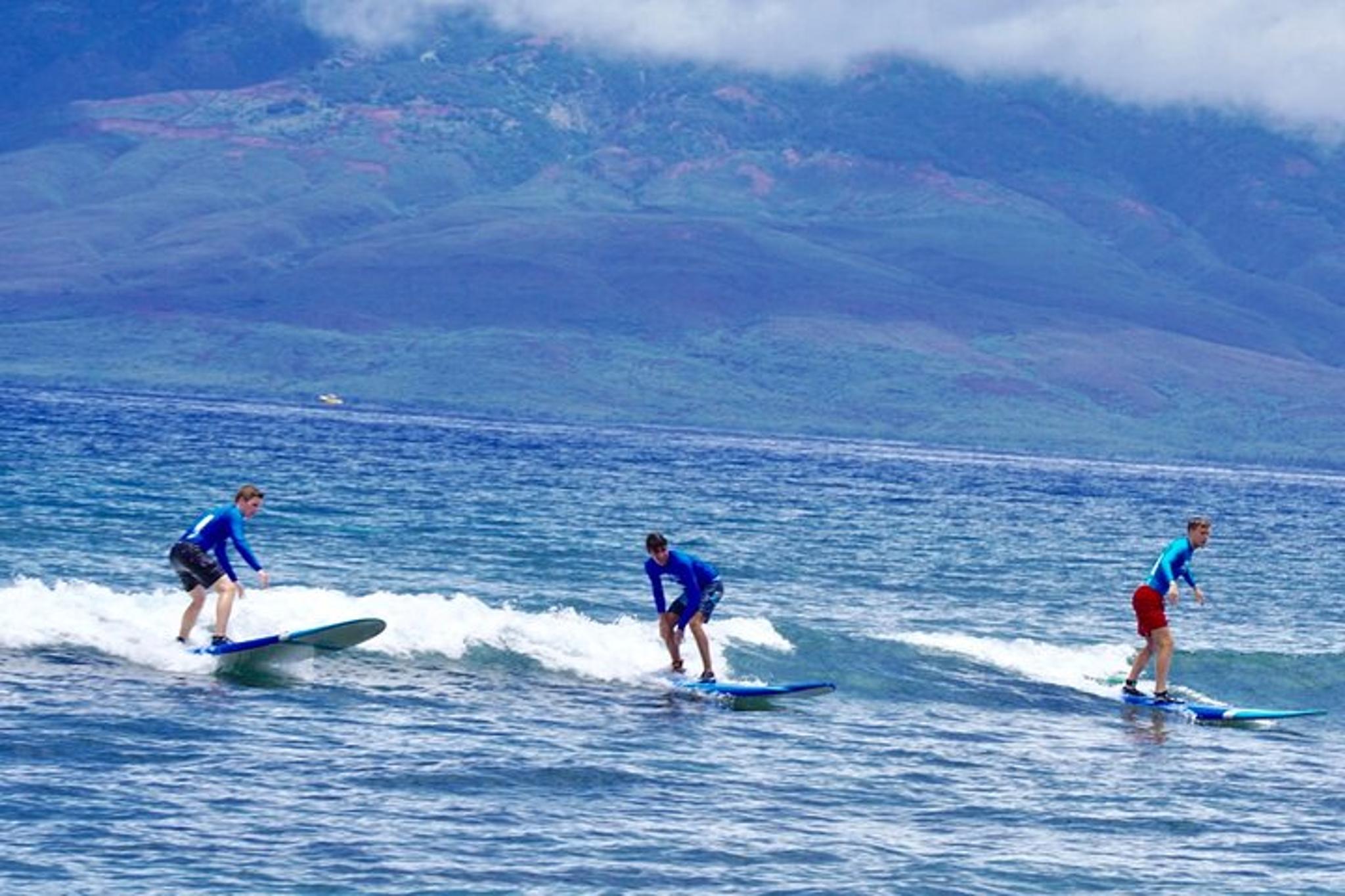 Lahaina Surf Lesson for Groups - Image 1