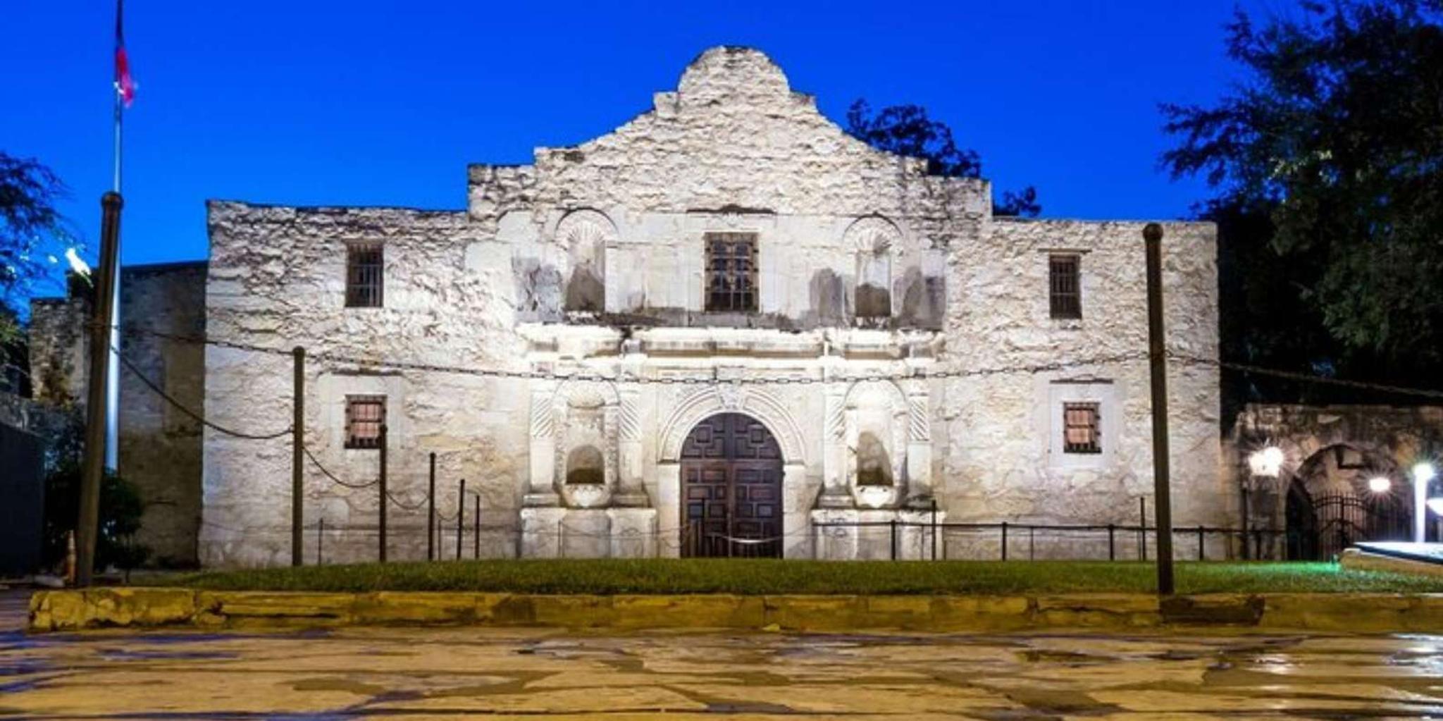 San Antonio Private Walking Tour