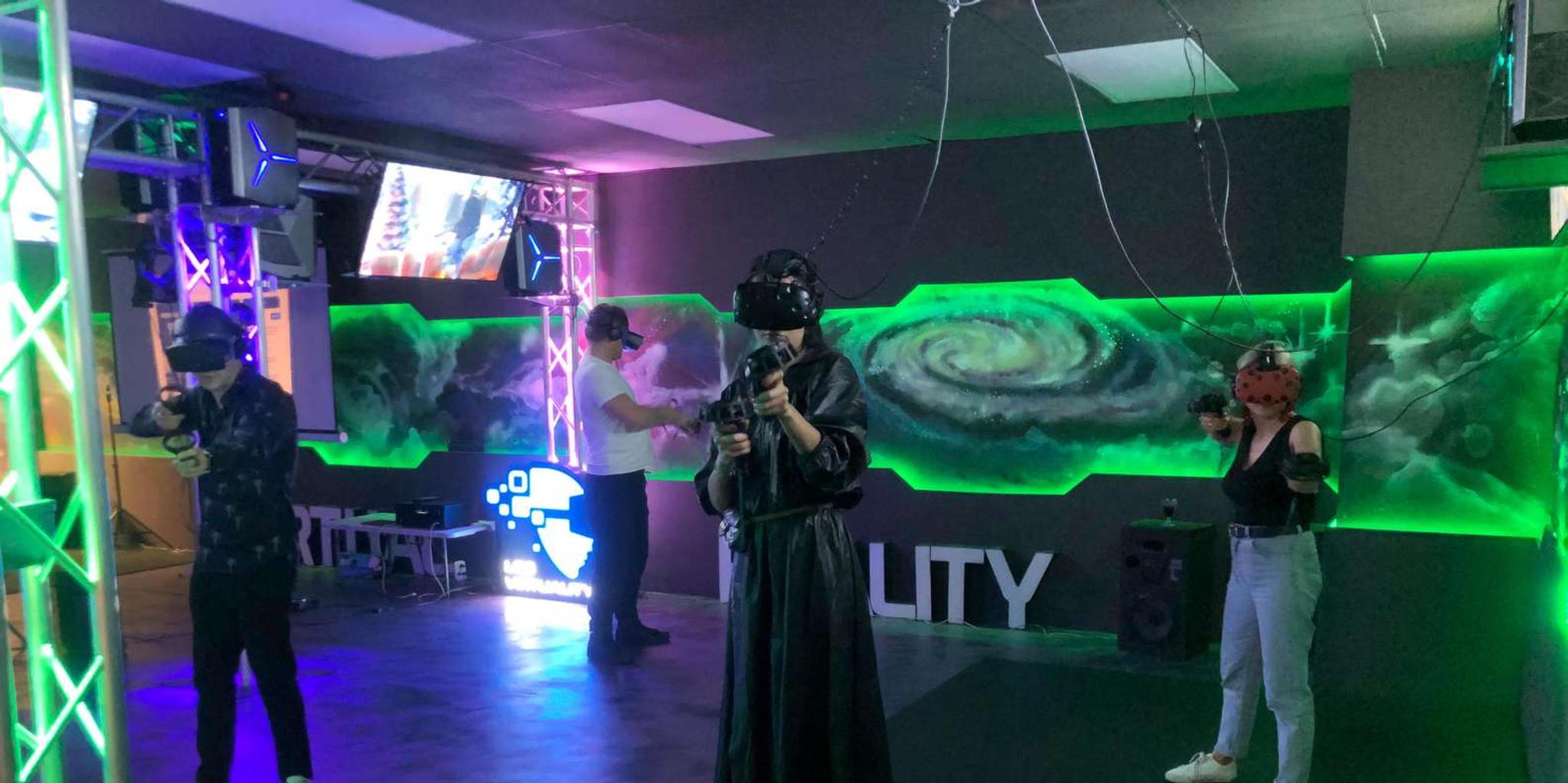 Los Angeles VR Gaming Experience - Image 6