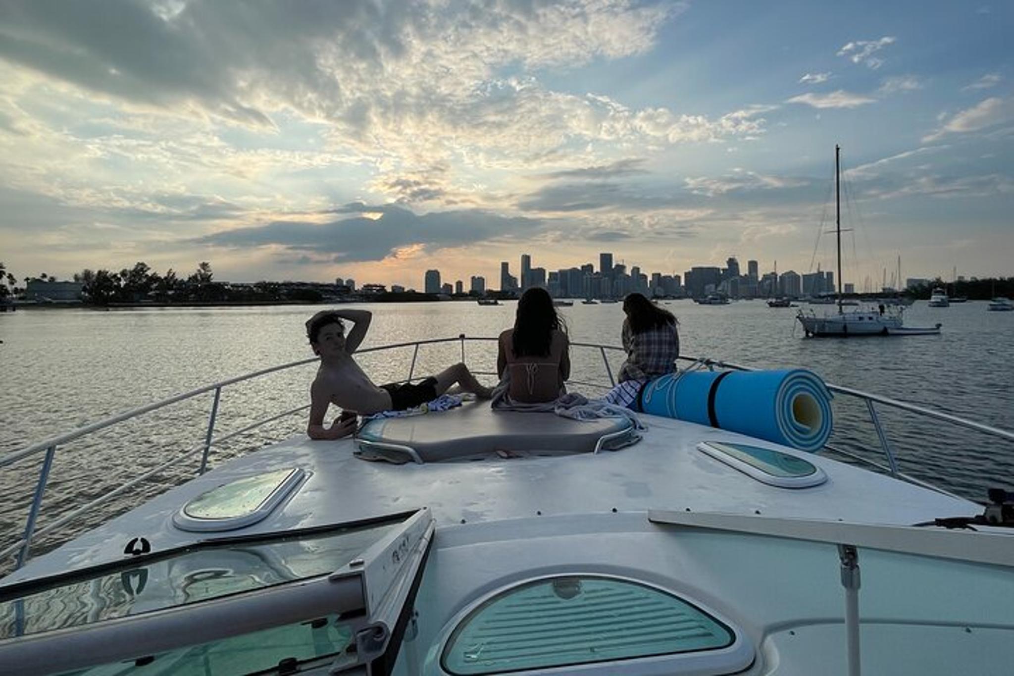 Miami Private Yacht Rental - Image 5