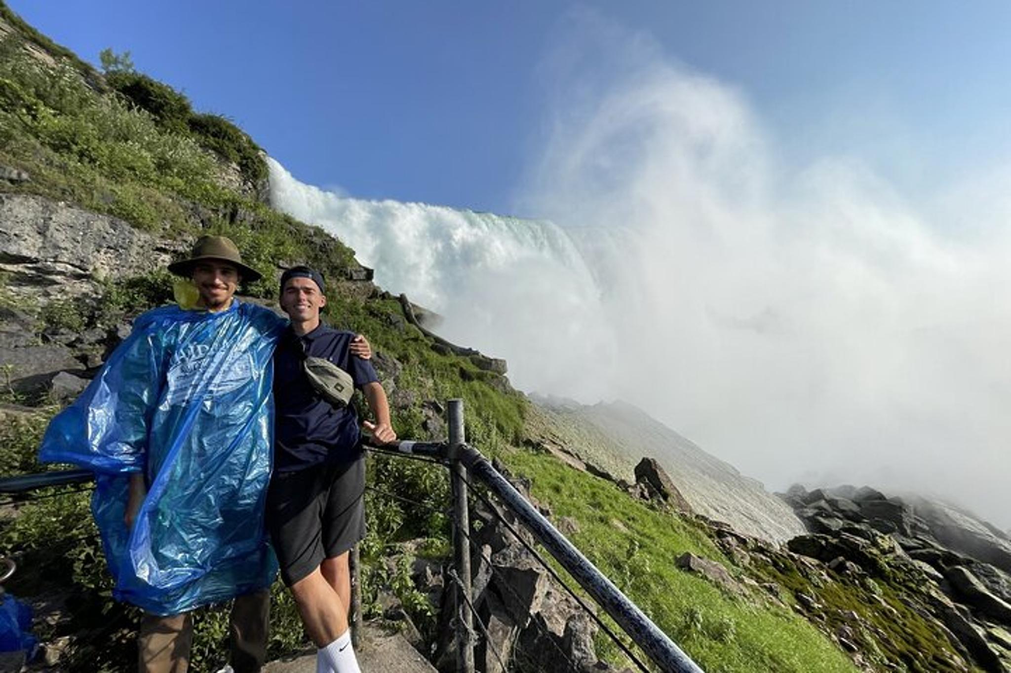 Niagara Falls Maid of the Mist and Cave Tour - Image 1