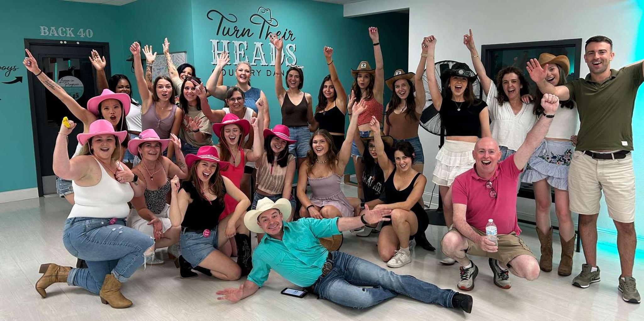 Nashville Line Dancing Lesson - Image 3