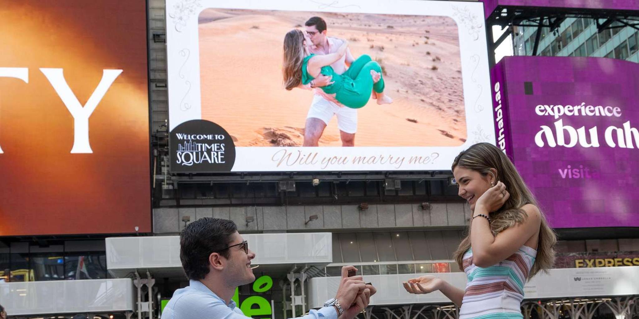 New York City Photoshoot in Times Square - Image 4