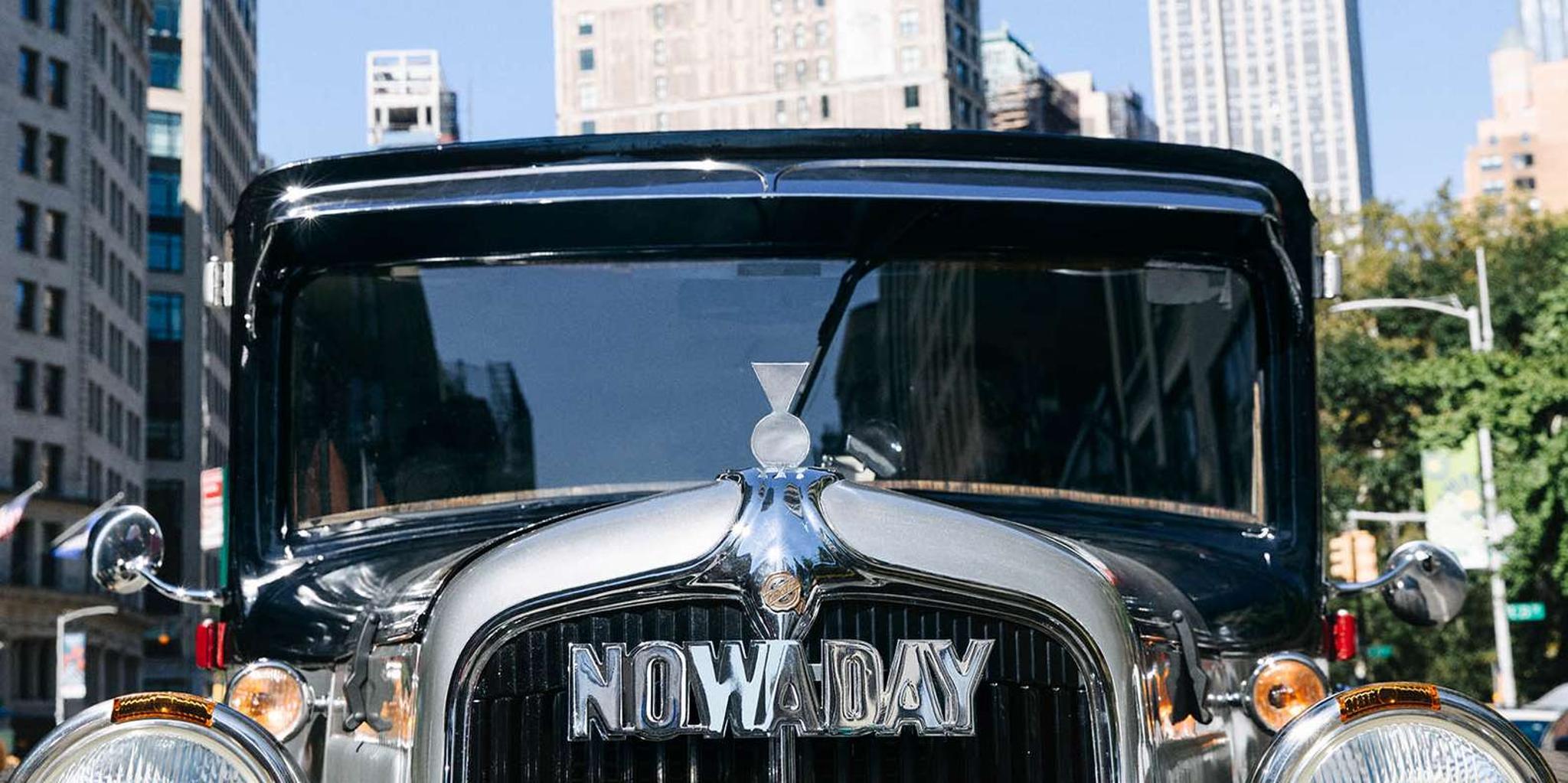 New York City Vintage Car and Cocktail Tour - Image 2