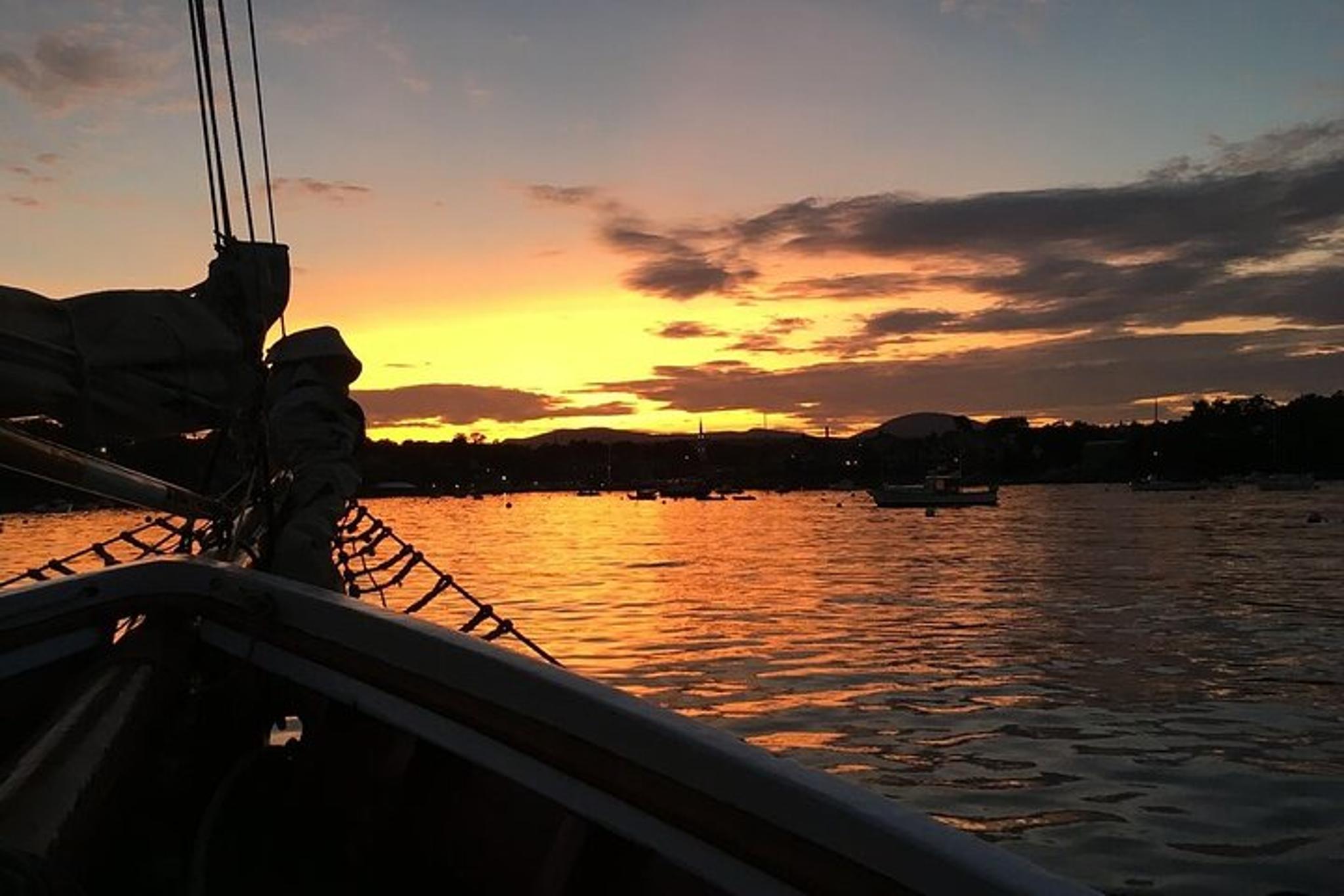 Camden Sunset Sail - Image 5