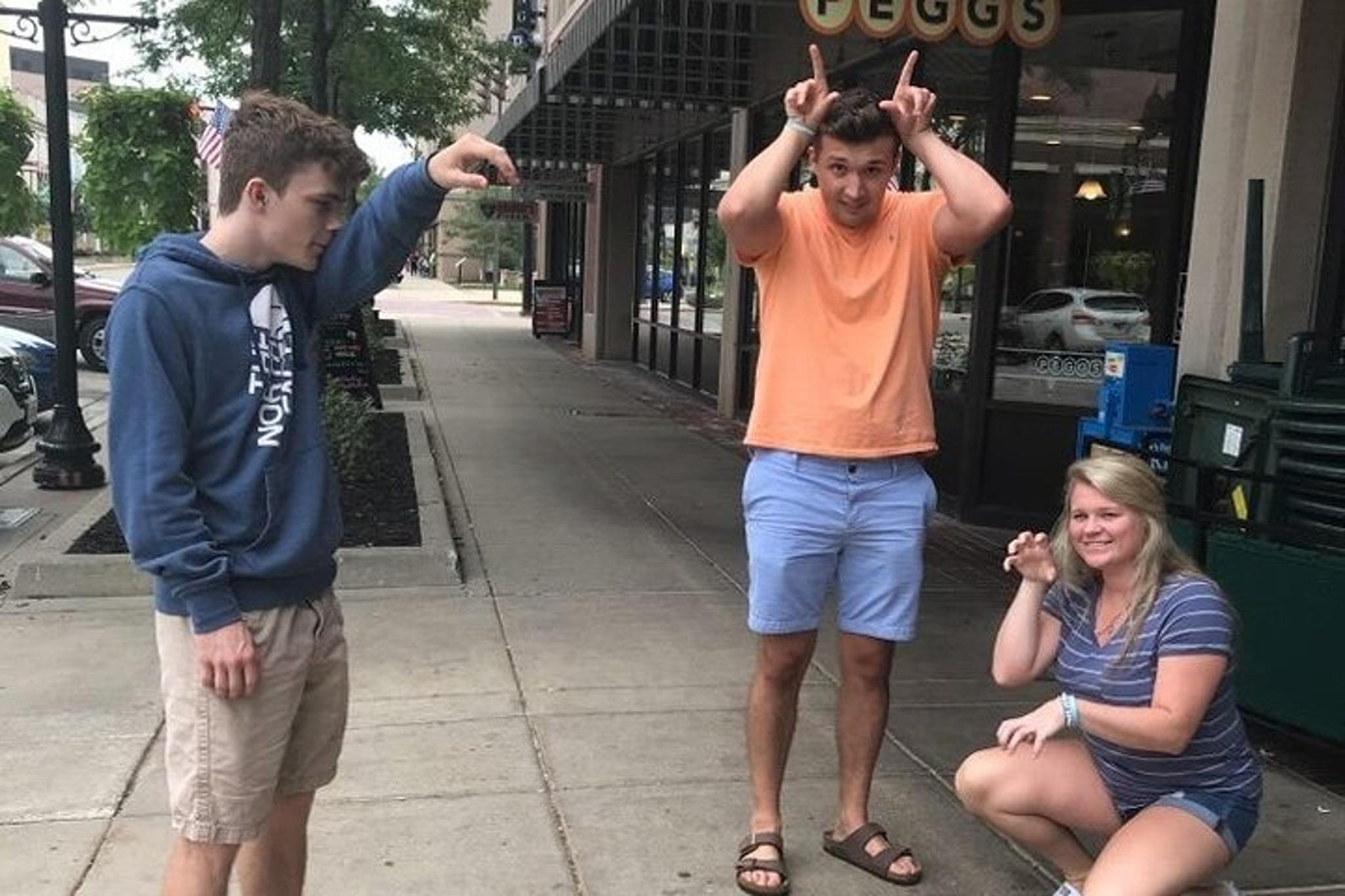 Baton Rouge Scavenger Hunt by Operation City Quest