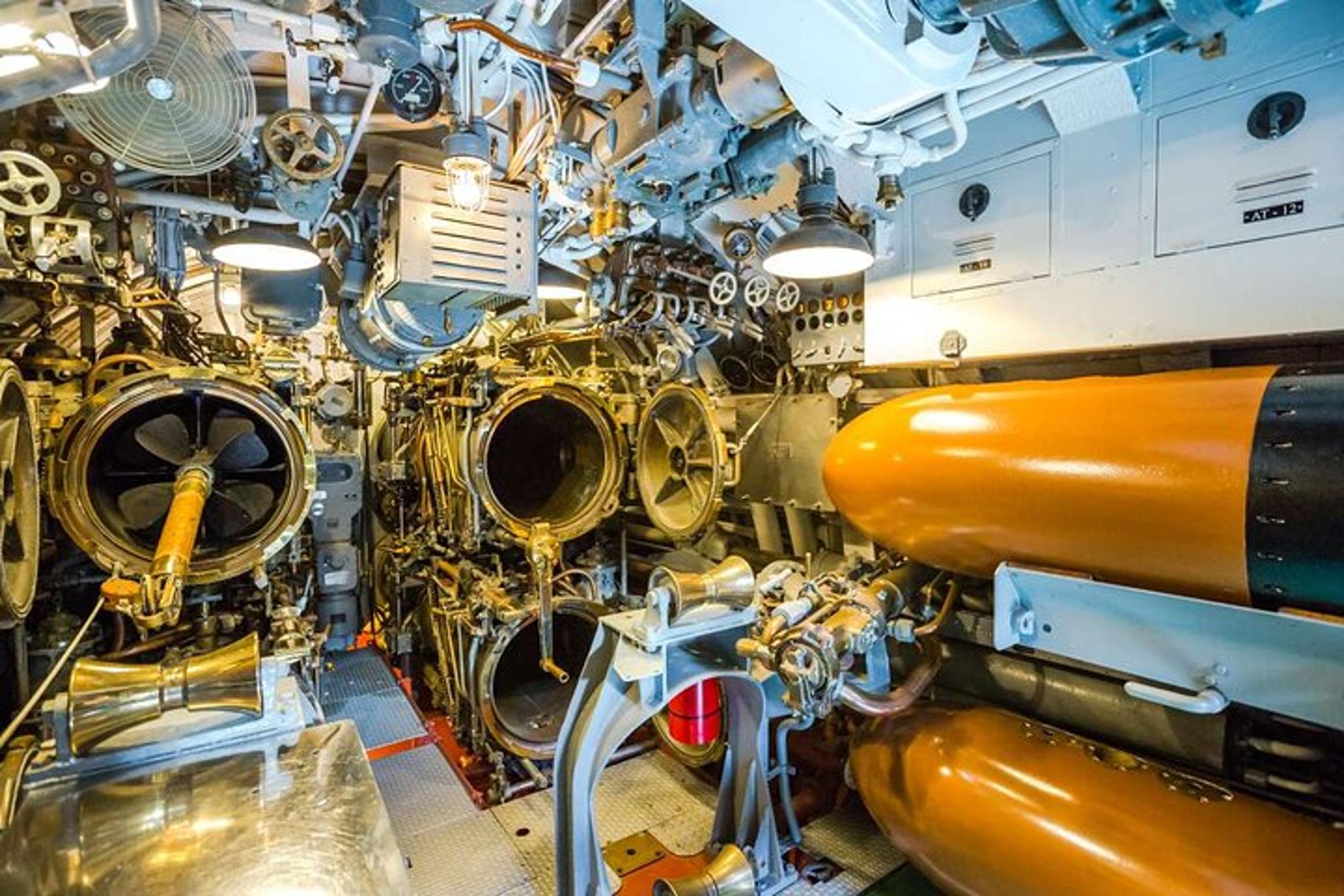 Honolulu Pearl Harbor and City Private Tour 7 hr - Image 6