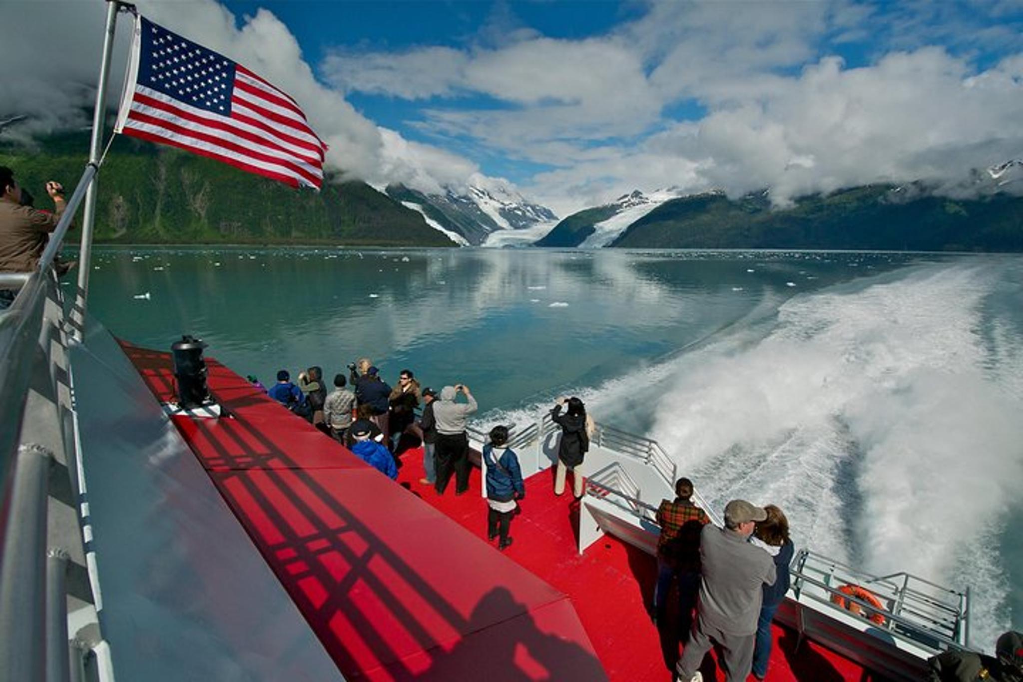 Anchorage Glacier Cruise and Coach Tour - Image 6
