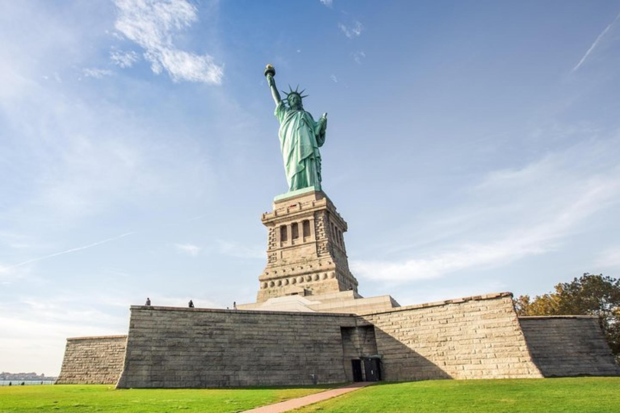 New York Statue of Liberty and Ellis Island Tour - Image 2