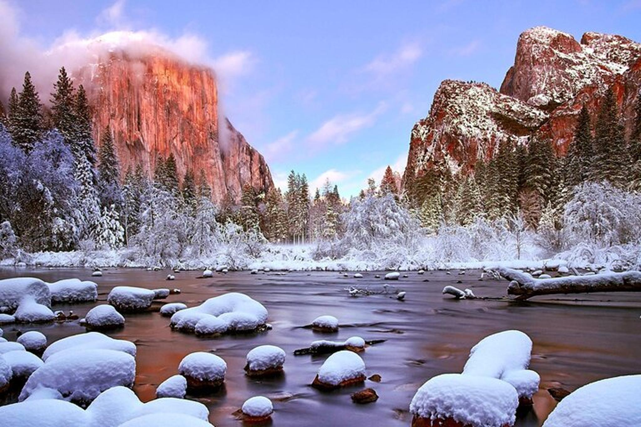Yosemite Valley Winter Hiking Tour