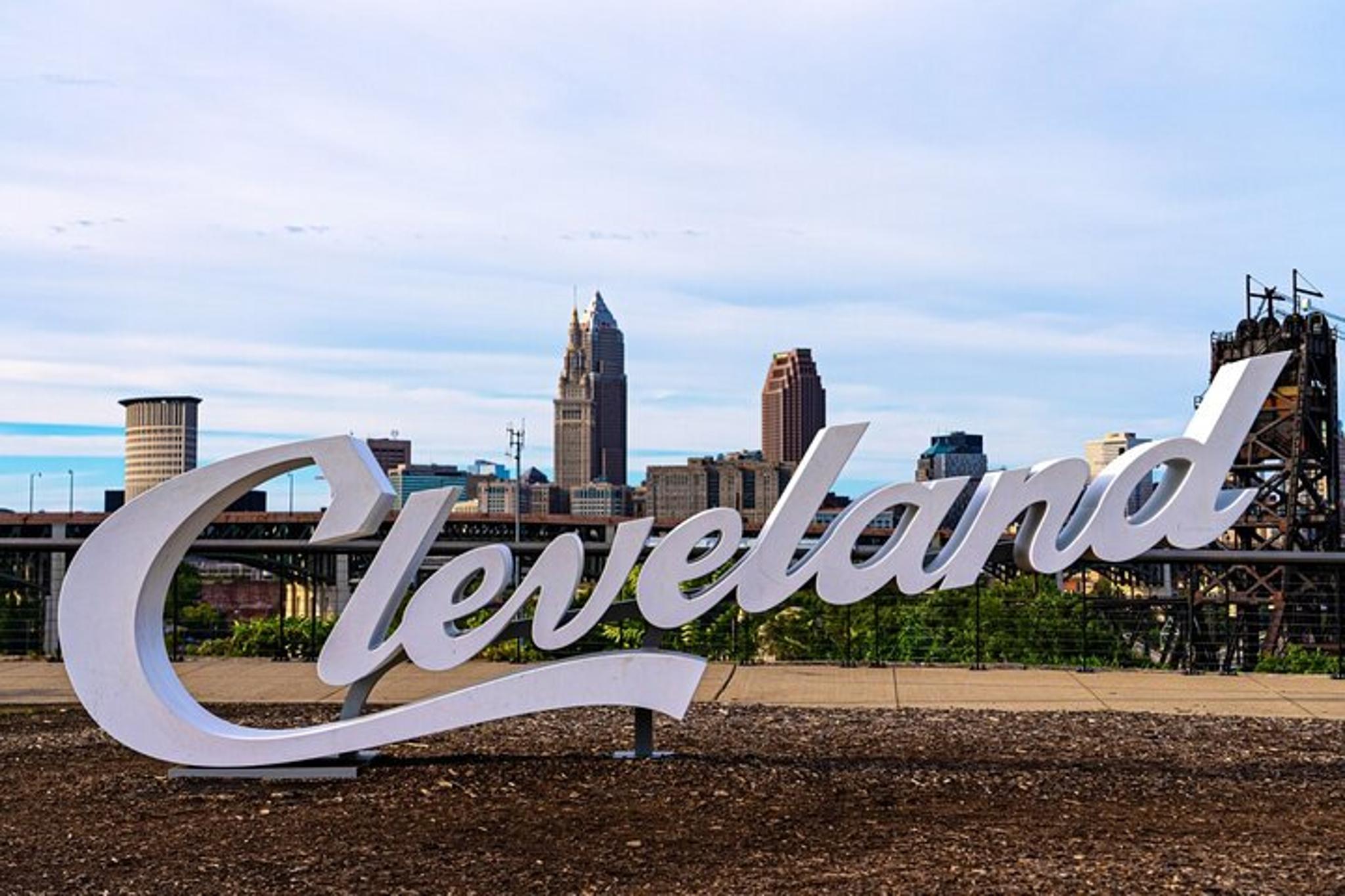 Cleveland Private Walking Tour for Couples - Image 4