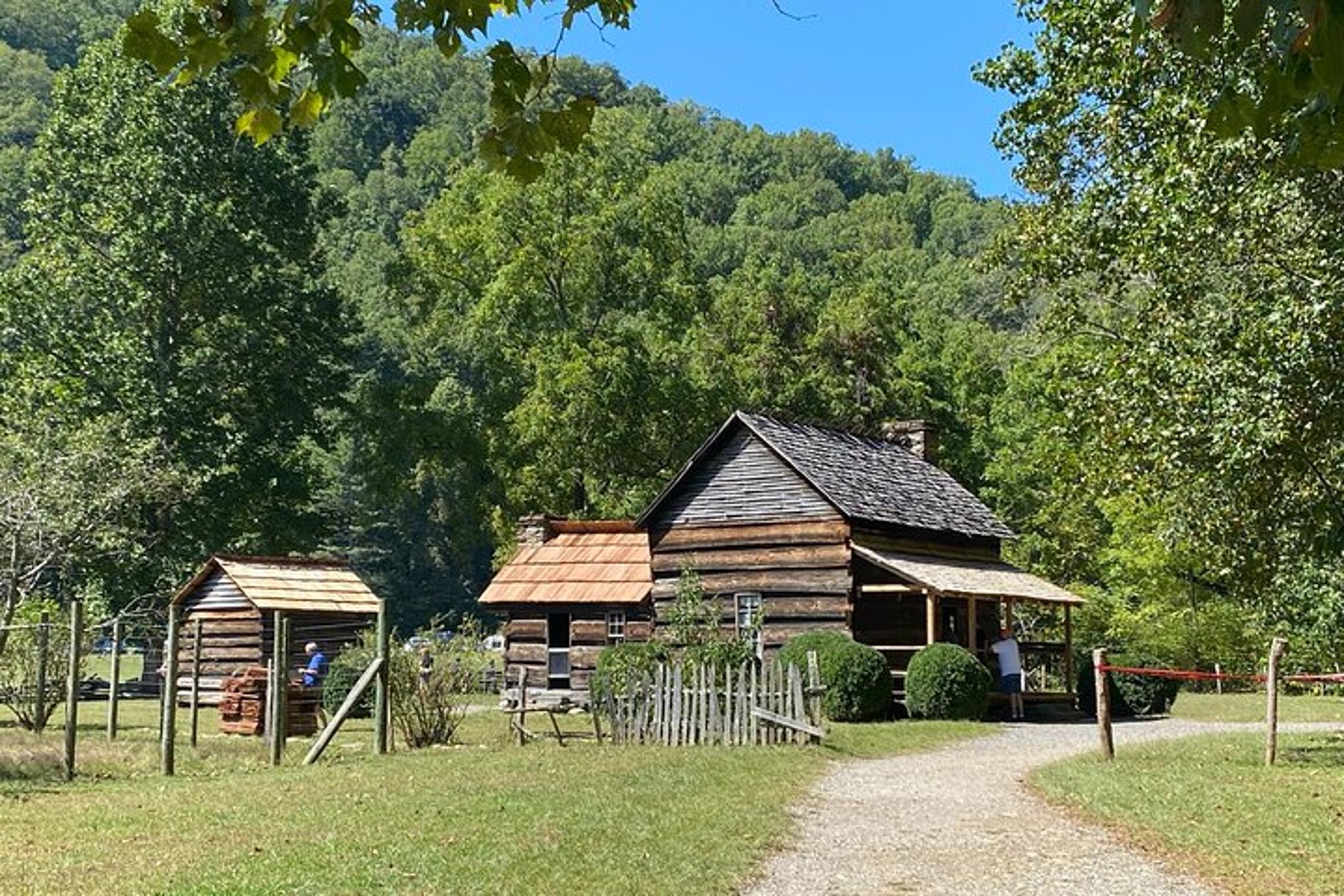Oconaluftee Scenic Valley Tour