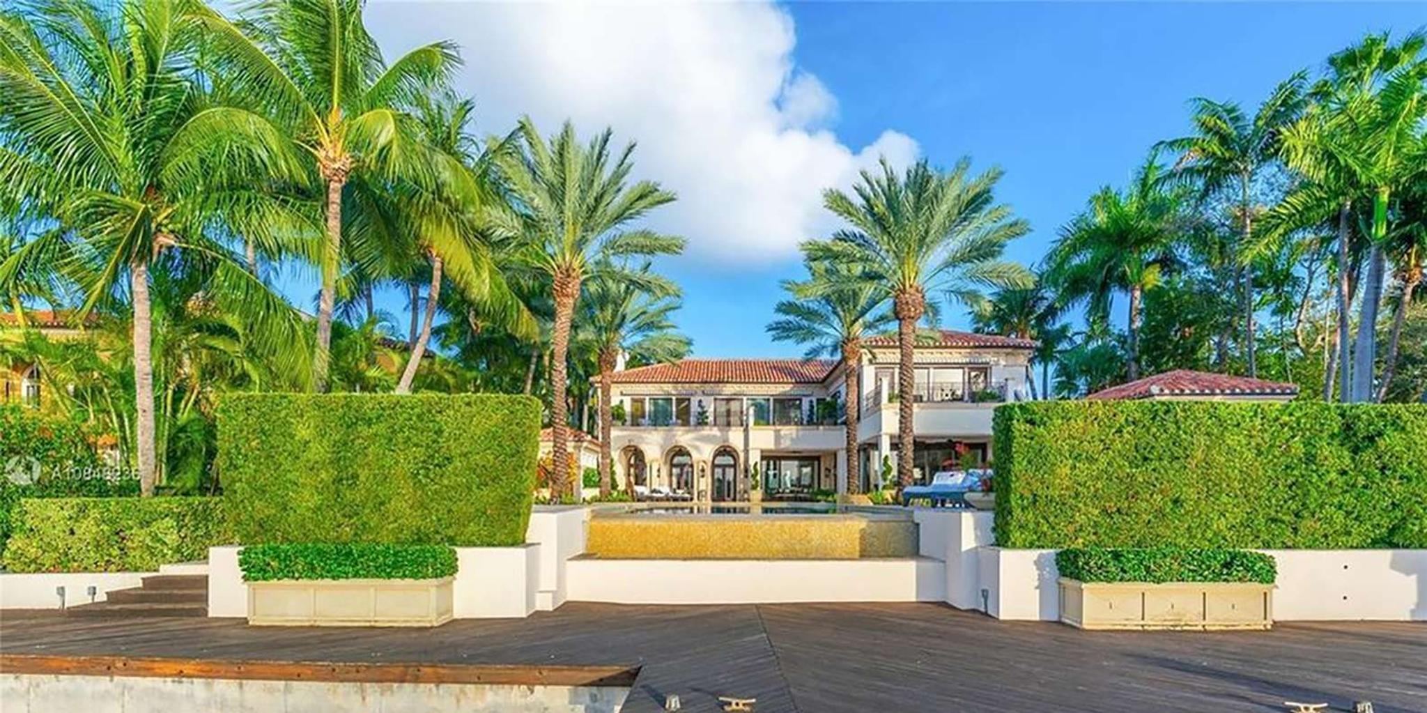 Miami Biscayne Bay Celebrity Homes Cruise - Image 6