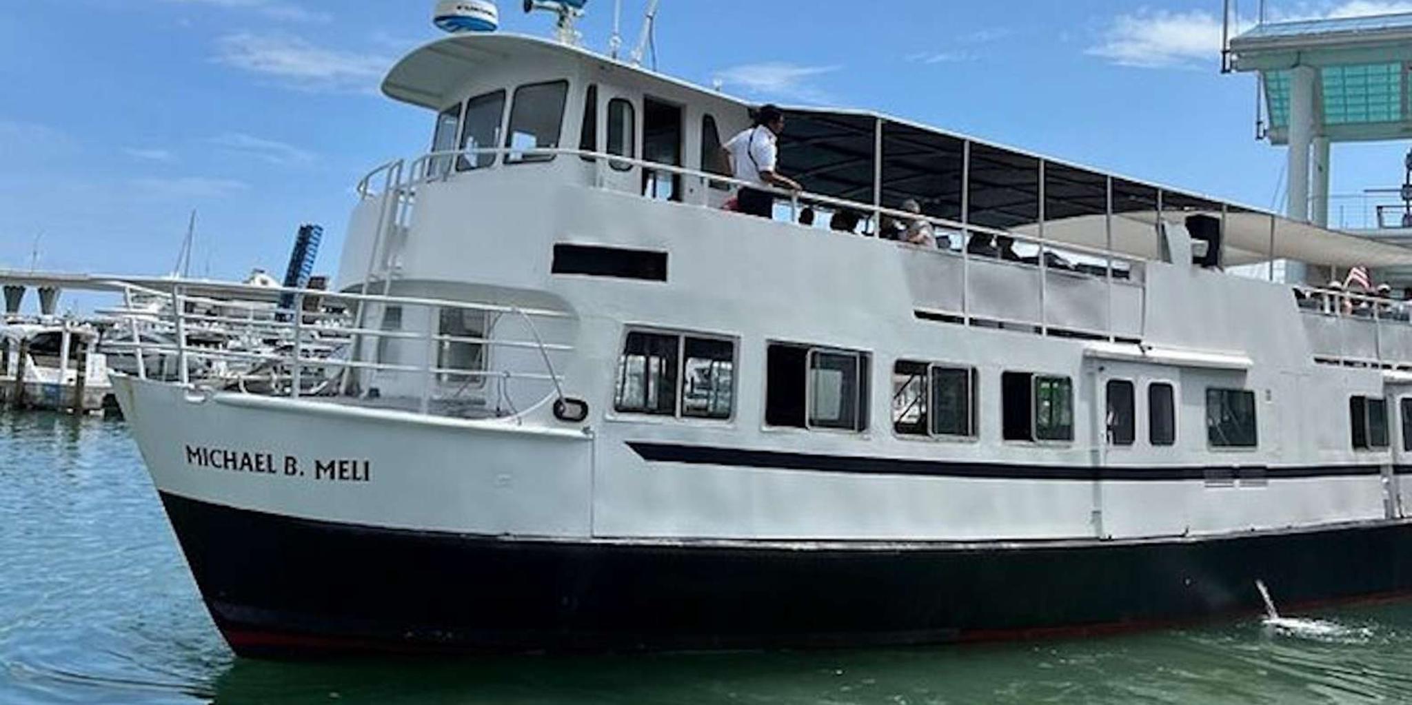 Miami Biscayne Bay Millionaire's Row Boat Tour - Image 3